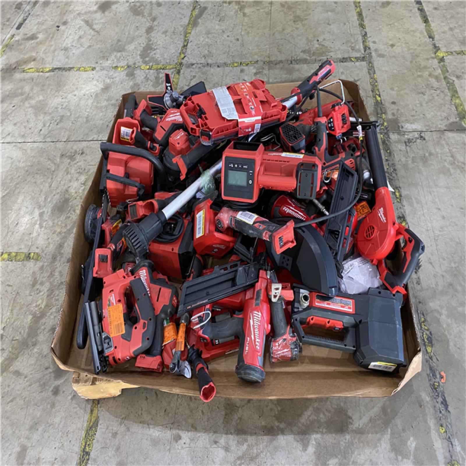 Houston Location AS IS - Tool Pallet