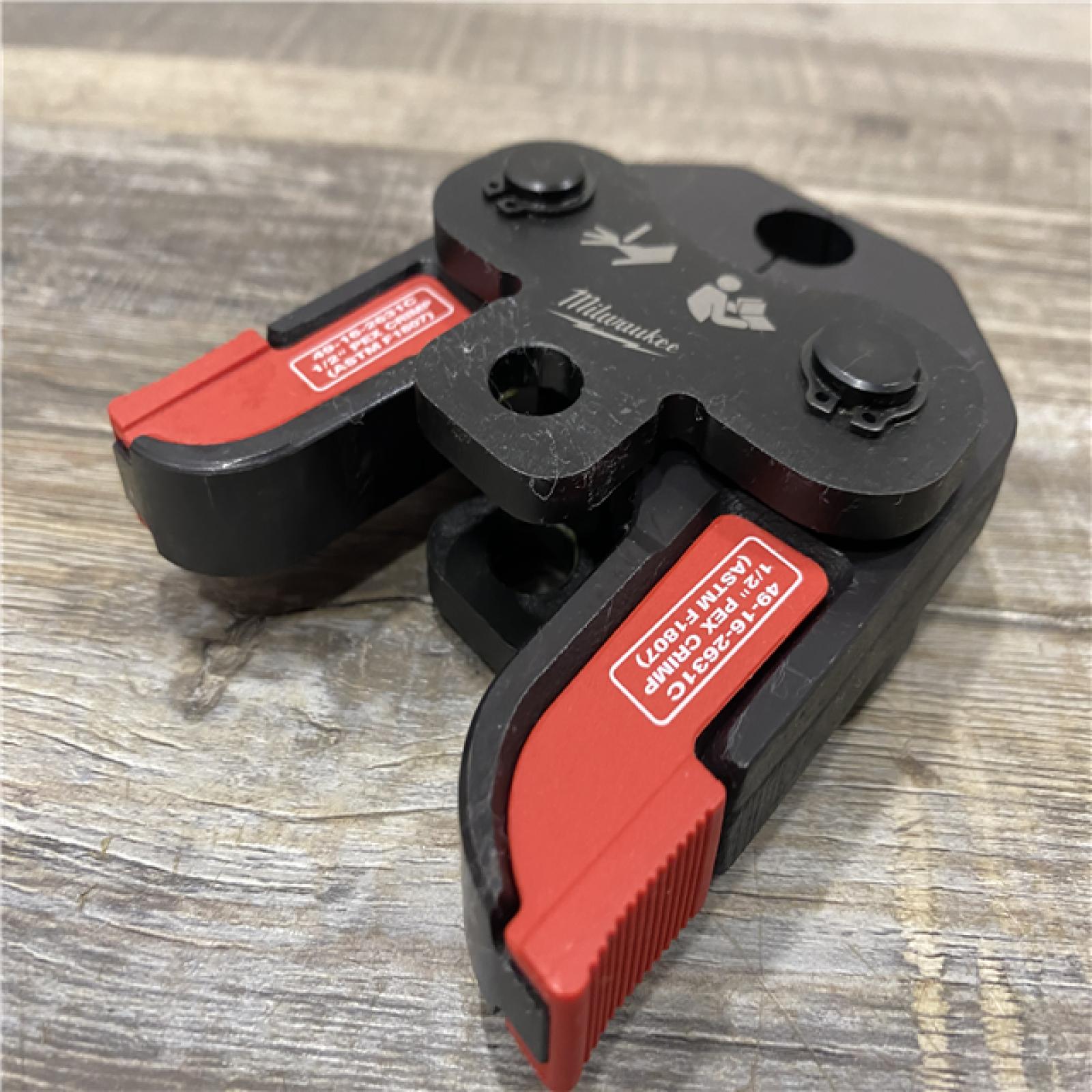 AS-IS Milwaukee M18 1/2 in. PEX Crimp Press Tool Jaw