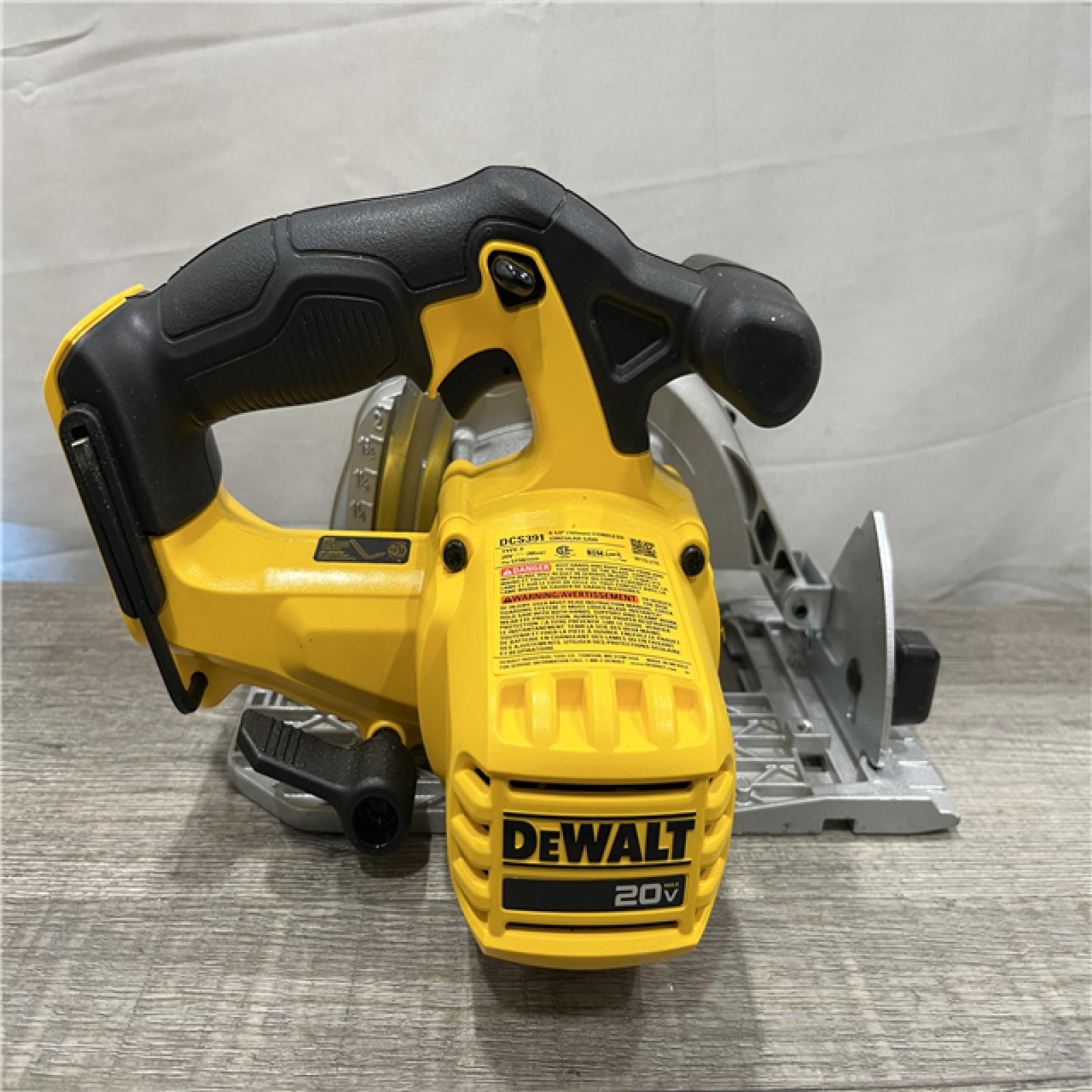 AS-IS DEWALT 20-Volt MAX Lithium-Ion Cordless 6-1/2 in. Circular Saw (Tool-Only)