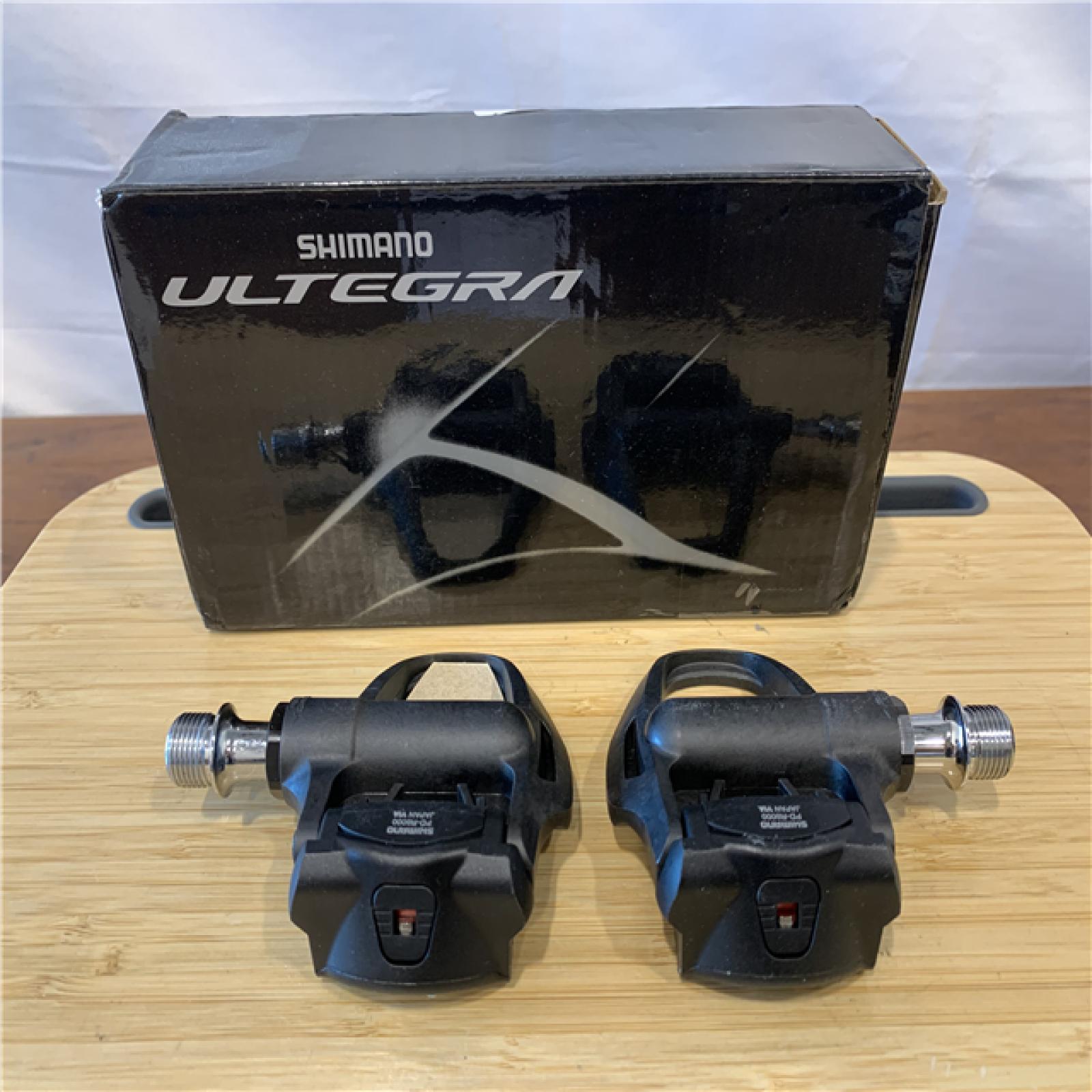 Like new ! Shimano Ultegra SPD-SL Carbon Clipless Road Pedals 255g