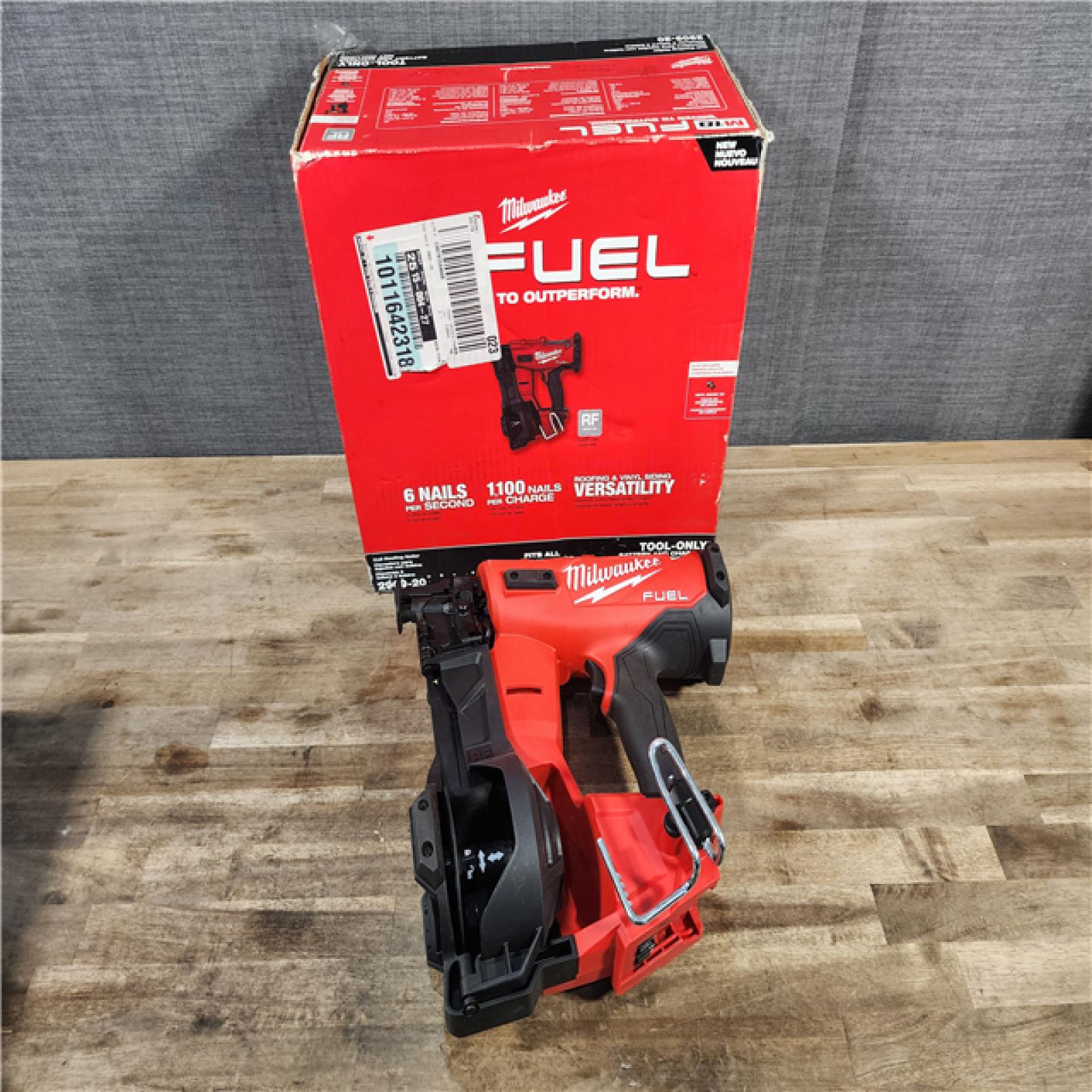 HOUSTON LOCATION - AS-IS (APPEARS LIKE NEW) Milwaukee M18 FUEL Coil Roofing Nailer (TOOL ONLY)