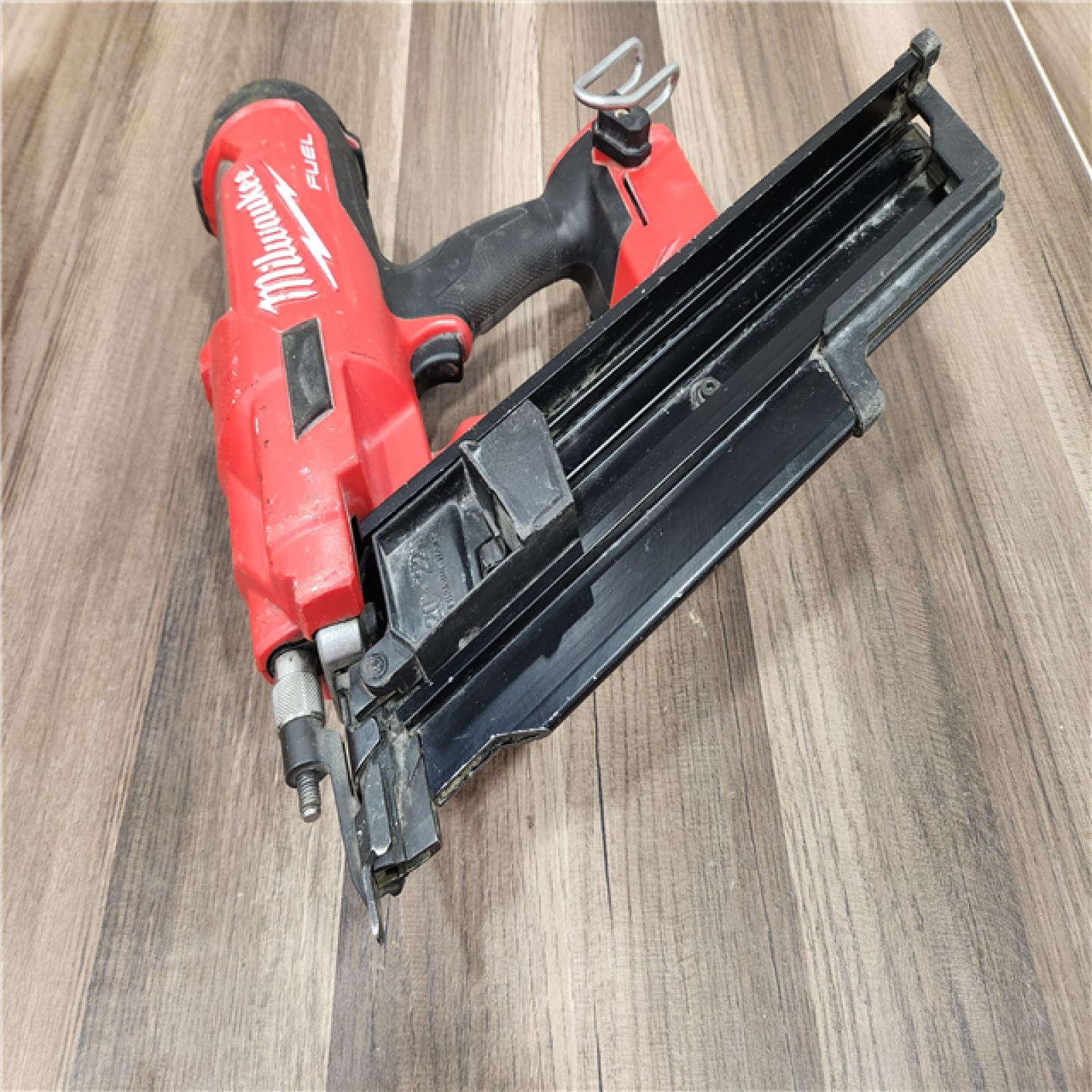AS-IS Milwaukee 2744-20 M18 FUEL 21-Degree Cordless Framing Nailer (Tool Only)