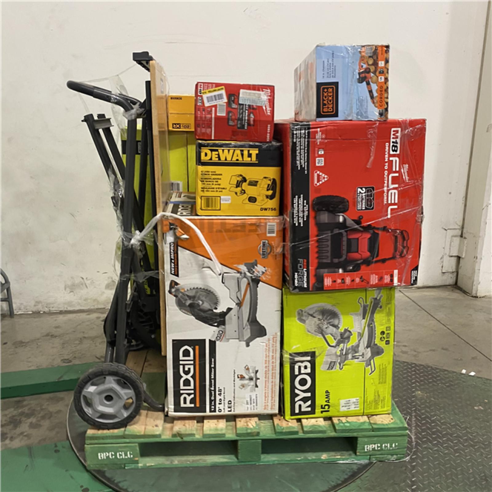 Dallas Location - As-Is Tool Pallet