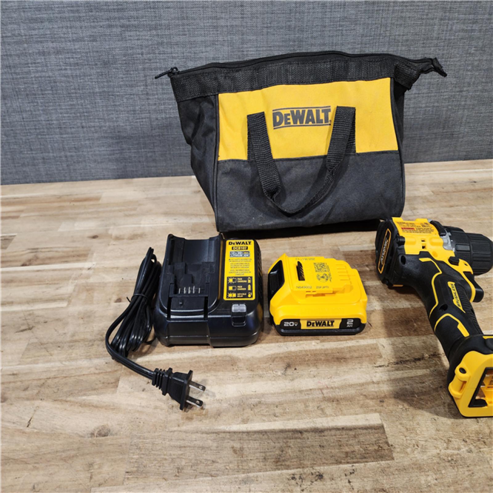 HOUSTON LOCATION - AS - IS DEWALT Atomic 20V Lithium-Ion Cordless Compact 1/2 in. Drill/Driver Kit