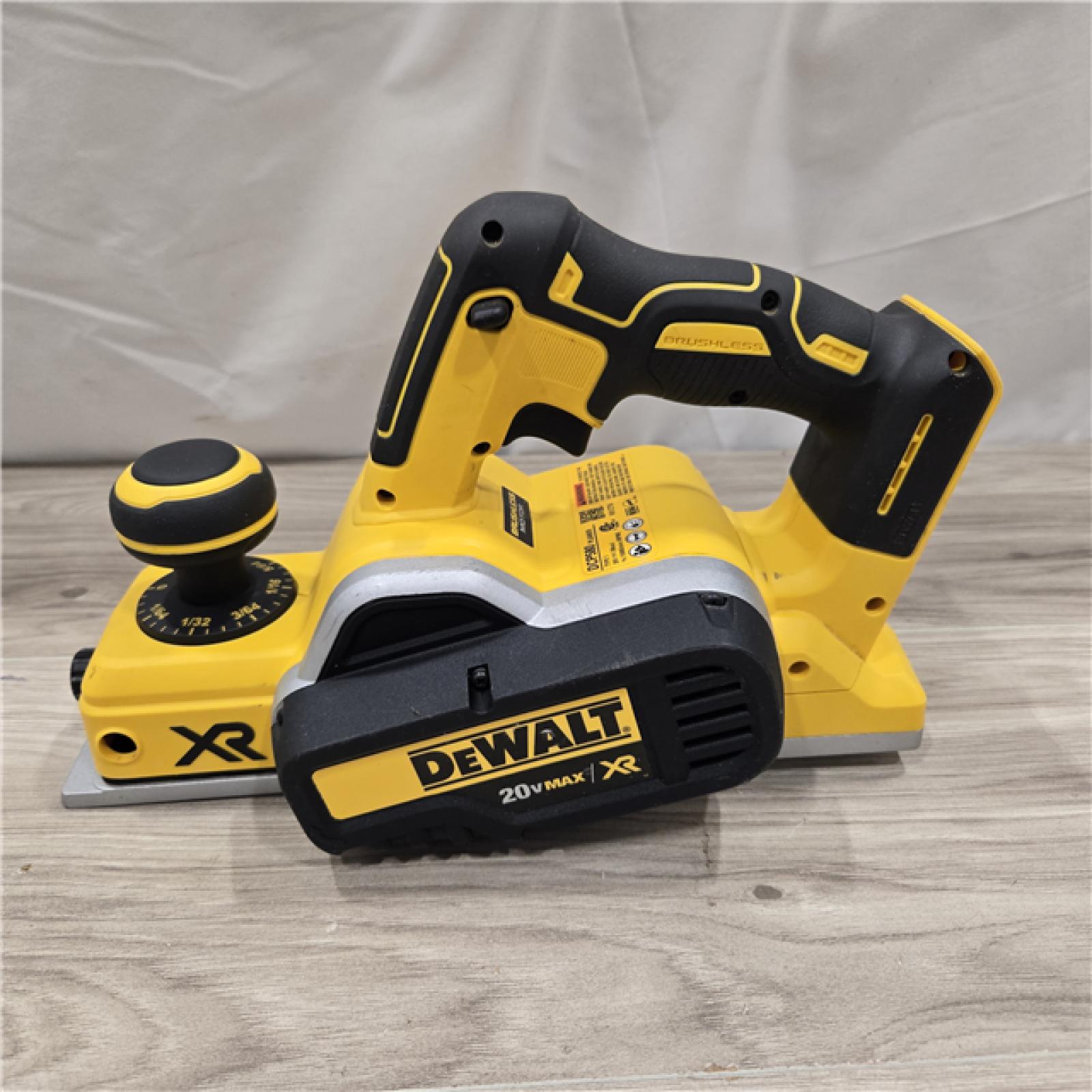 AS-IS DEWALT DCP580B 20V MAX Lithium Ion Planer (Tool-Only)