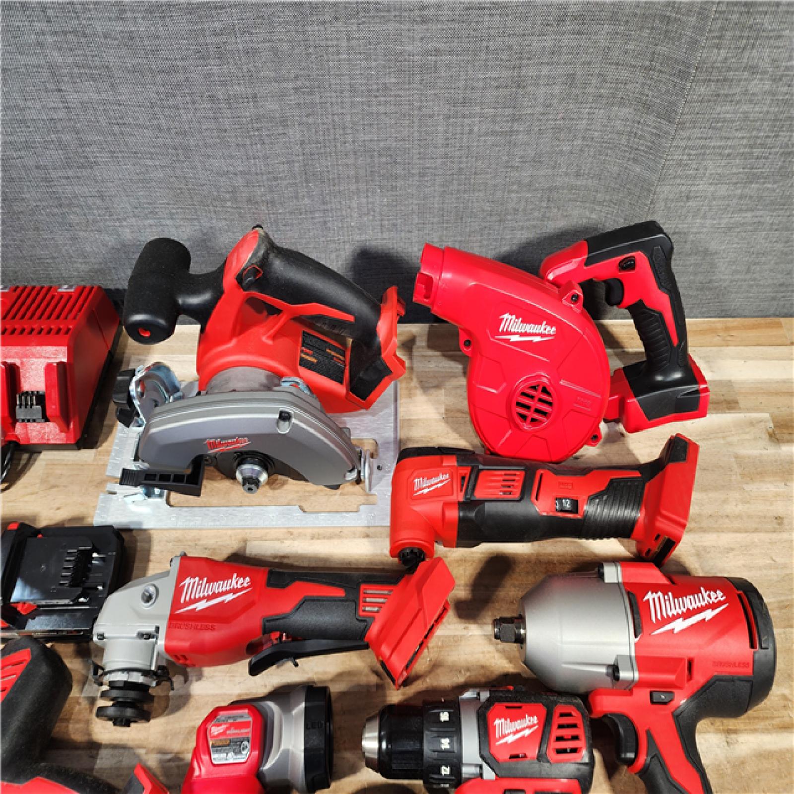 HOUSTON LOCATION - AS-IS Milwaukee 18-Volt Lithium-Ion Cordless (9-Tool) Combo Kit