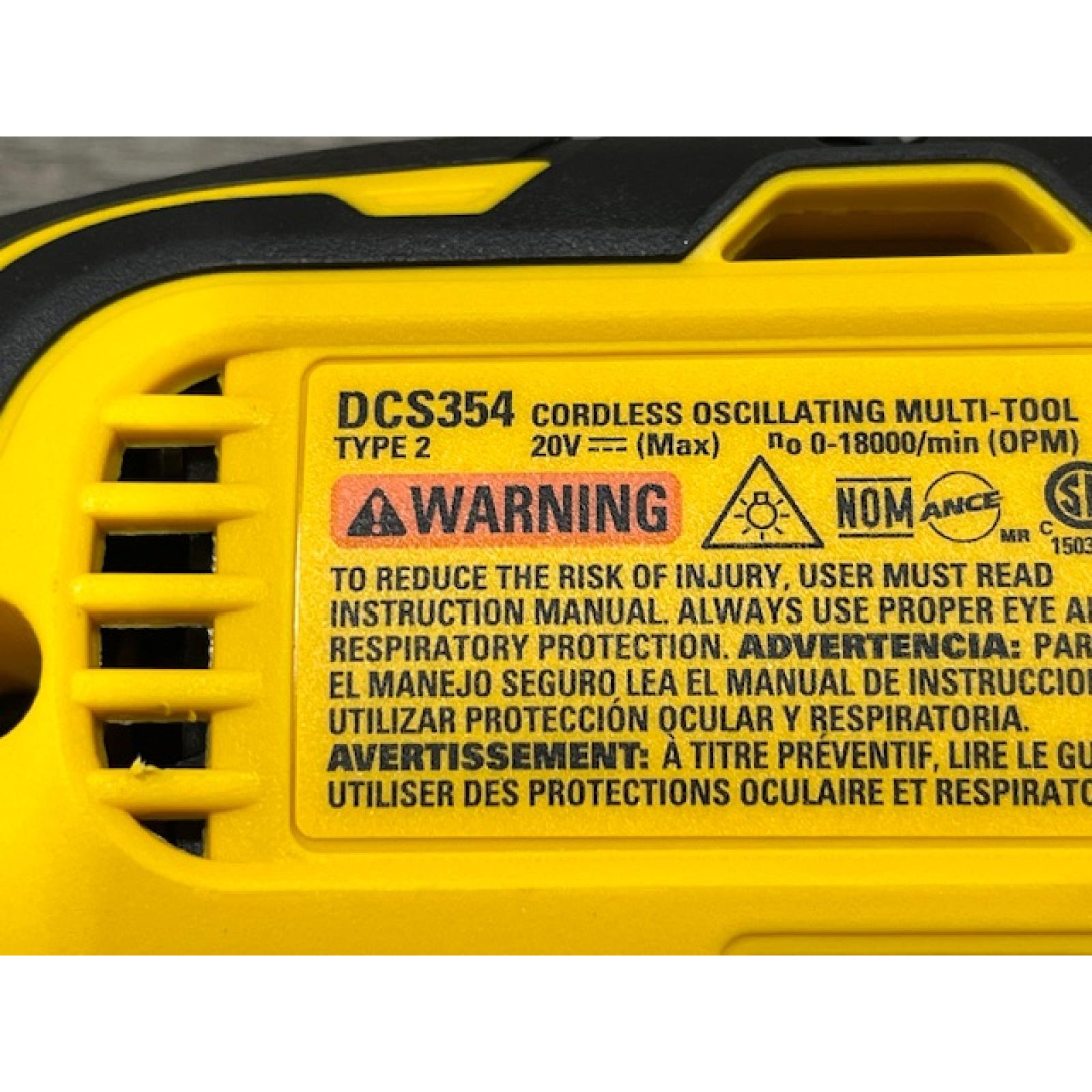 AS-IS DEWALT ATOMIC 20V MAX Cordless Brushless Oscillating Multi Tool Kit