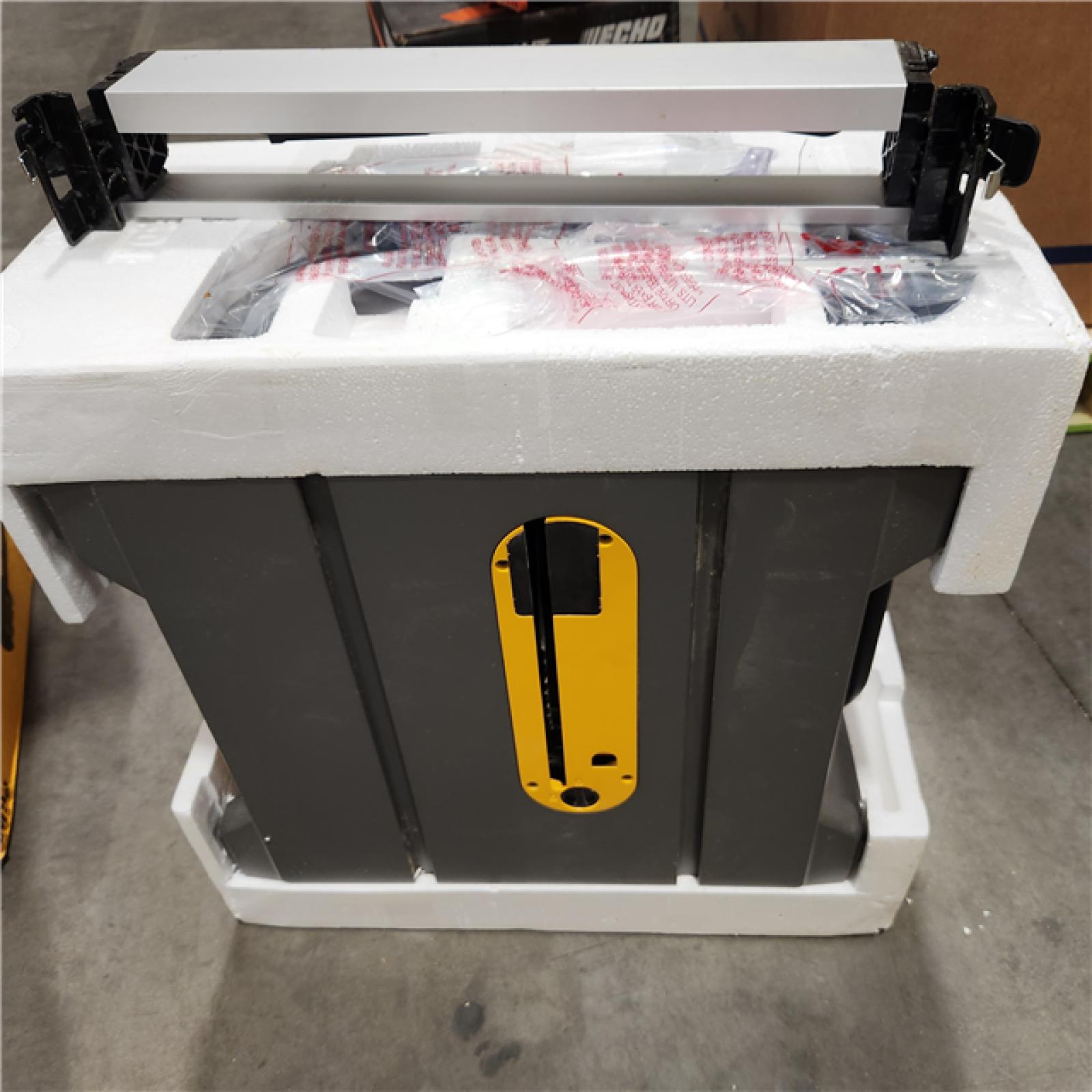 As-Is- DEWALT 15 Amp Corded 8-1/4 in. Compact Portable Jobsite Table Saw