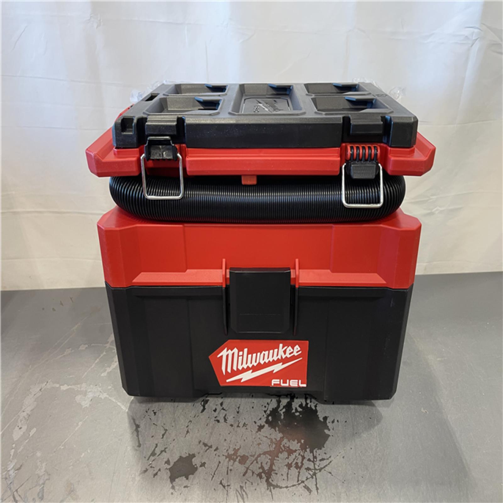 AS-IS - MILWAUKEE M18 FUEL PACKOUT 18-Volt Lithium-Ion Cordless 2.5 Gal. Wet/Dry Vacuum