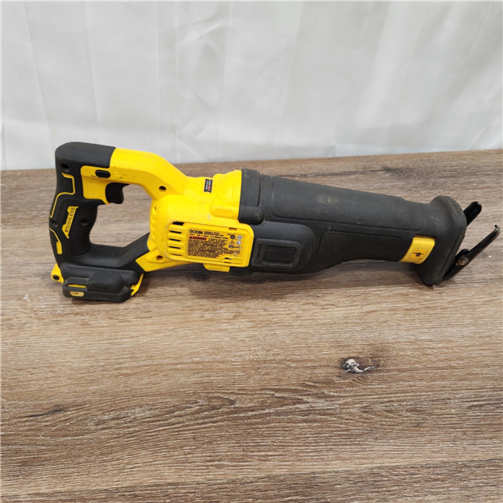 AS-IS DEWALT DCS386B  20V MAX FLEXVOLT ADVANTAGE Lithium-Ion Brushless Cordless Reciprocating Saw (Tool Only)