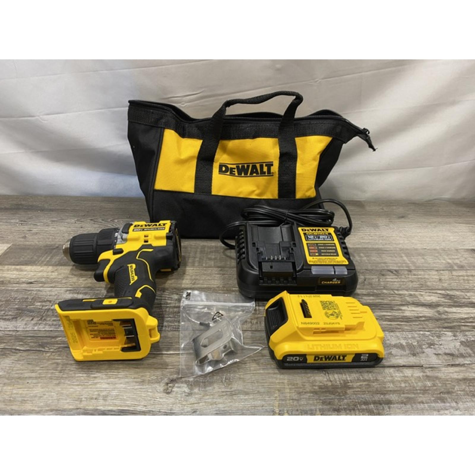 AS-IS DEWALT Atomic 20V Lithium-Ion Cordless Compact 1/2 in. Drill/Driver Kit