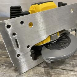 AS-IS DEWALT 20-Volt MAX 7-1/4 in. Cordless Circular Saw (Tool Only)