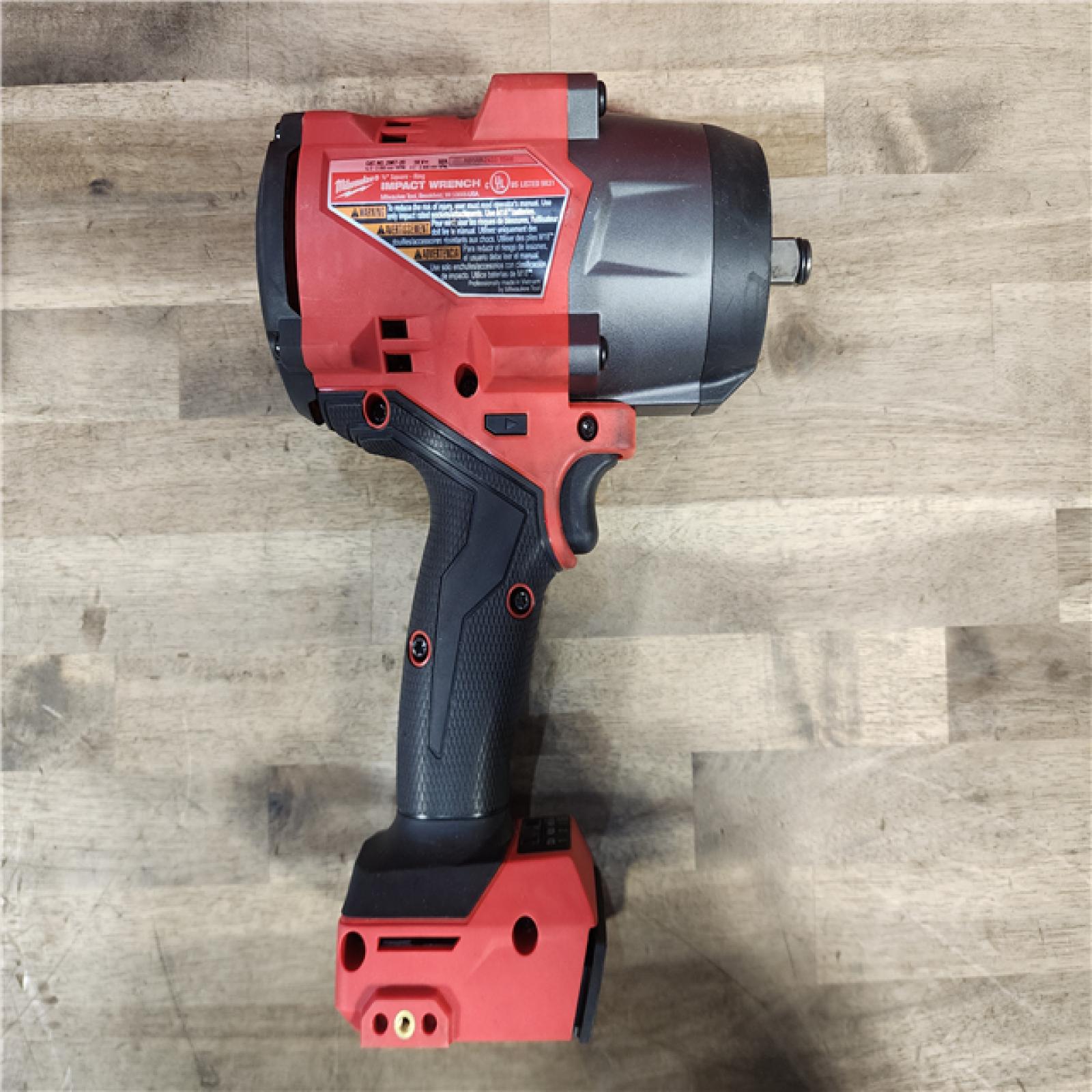 HOUSTON LOCATION - AS-IS Milwaukee M18 1/2 in. Cordless Brushless High Torque Impact Wrench Kit (Battery & Charger)