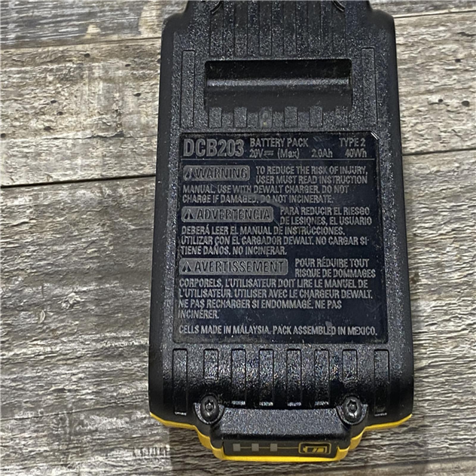 AS-IS DEWALT Atomic 20V Max Lithium-Ion Brushless Cordless Compact 1/4 in. Impact Driver Kit