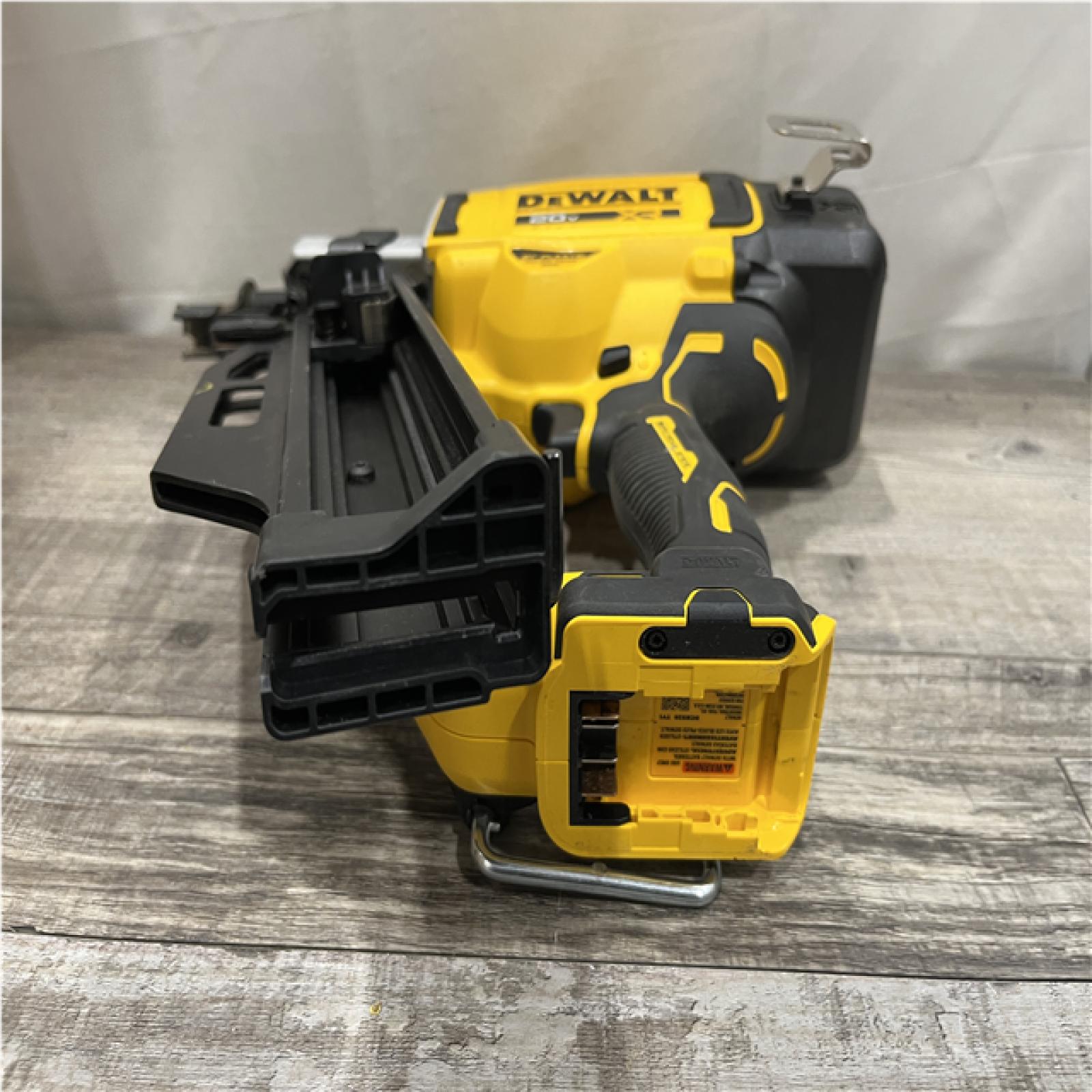 AS-IS DEWALT 20-Volt 21° Cordless Framing Nailer (Tool-Only)