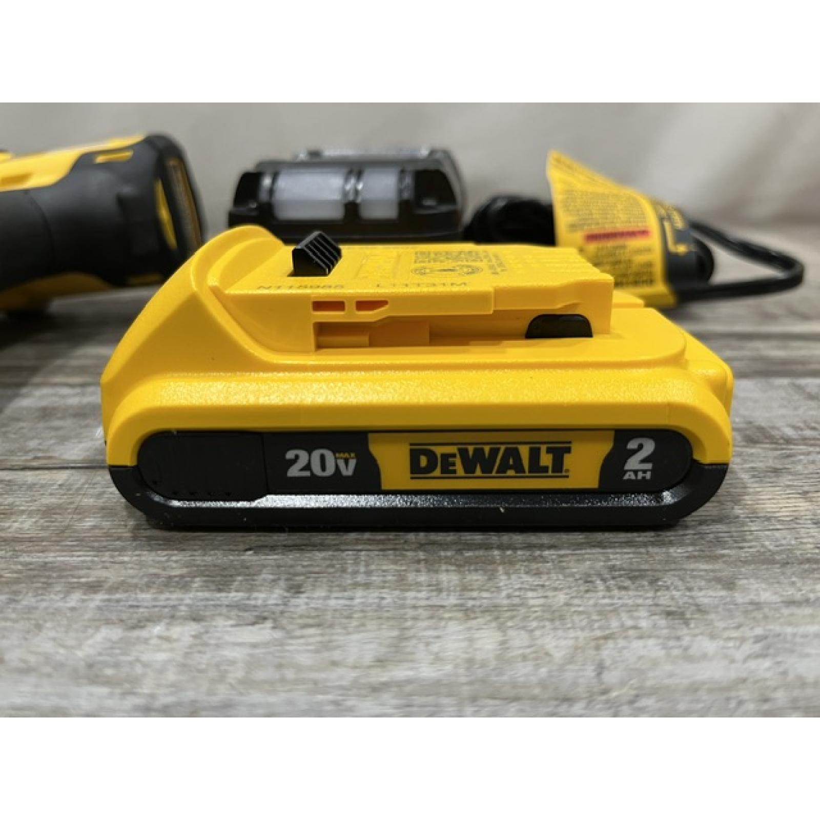 AS-IS DEWALT 20-Volt MAX Lithium-Ion Cordless 1/2 in. Compact Drill/Driver Kit