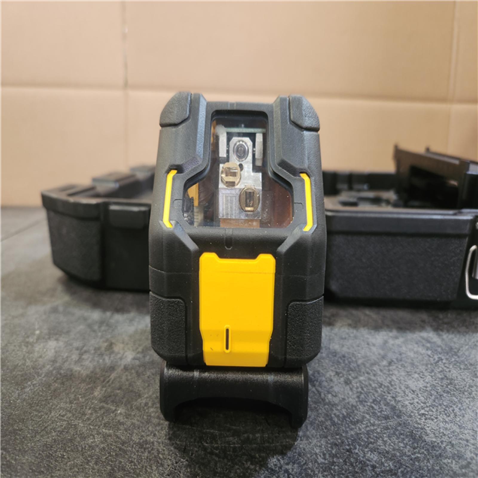 Phoenix LIKE NEW DEWALT 20V Green Cross Line Laser Level (Tool-Only)