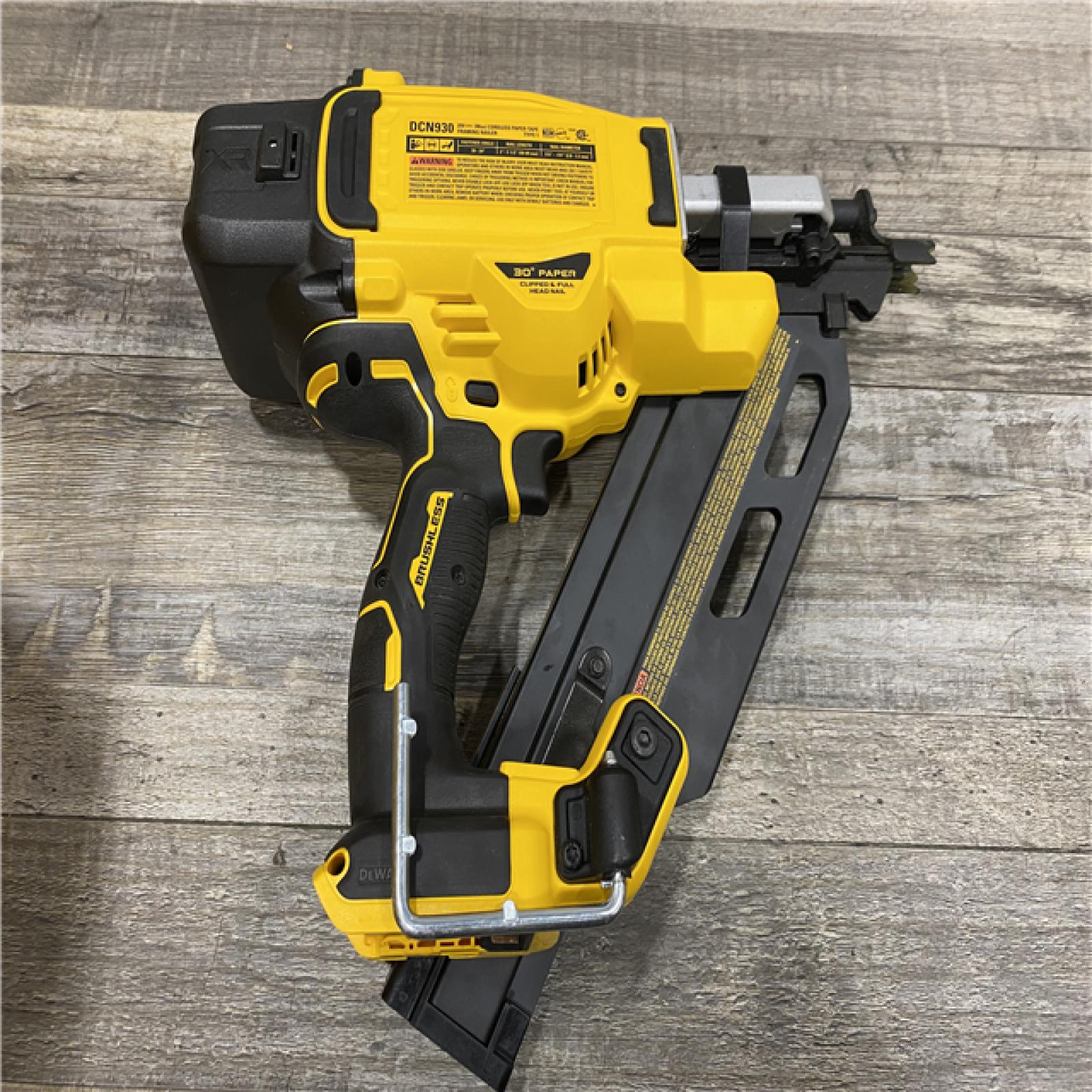 AS-IS DEWALT 20V 30 Degree Cordless Framing Nailer (Tool-Only)
