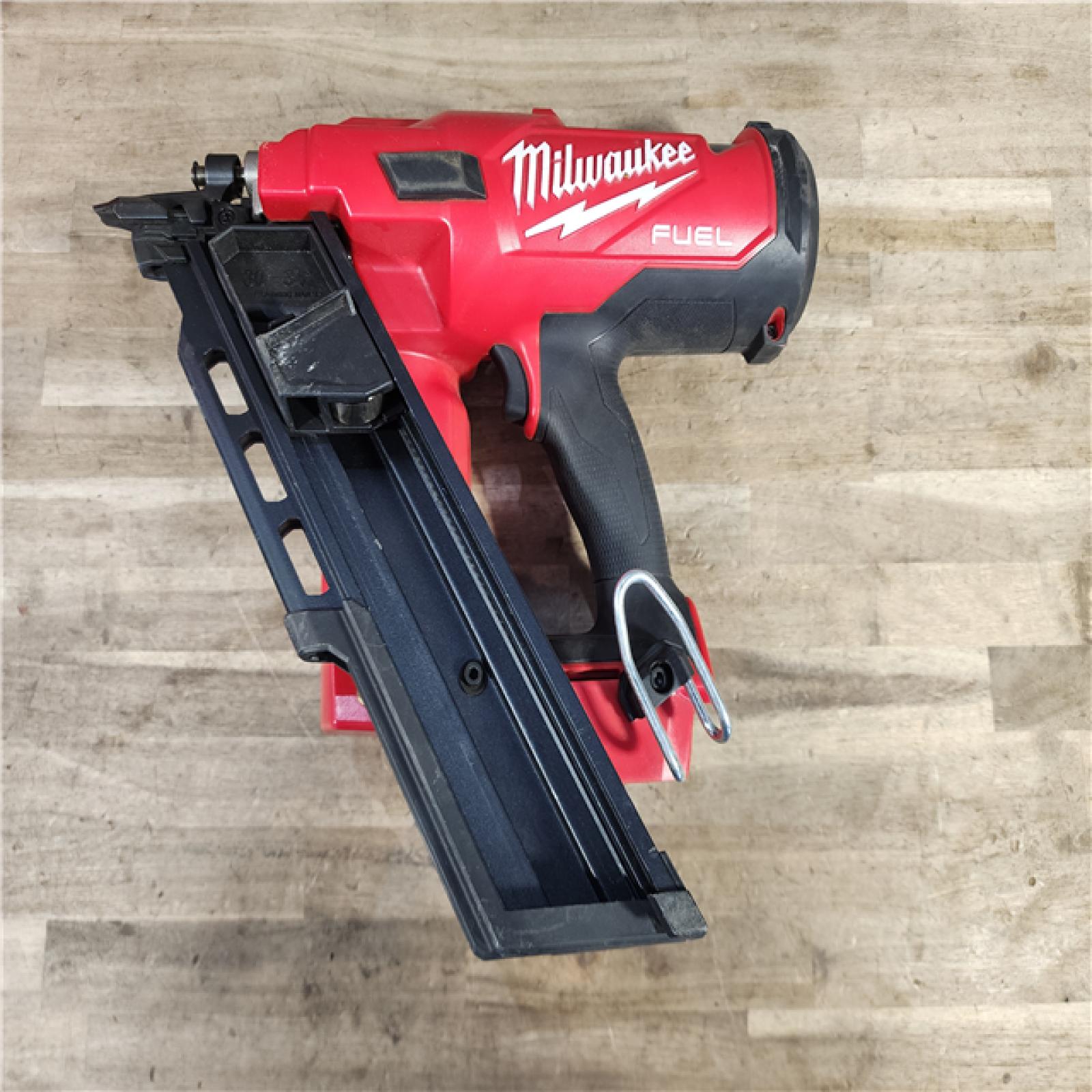 HOUSTON LOCATION - AS-IS Milwaukee M18 FUEL 30 Degree Framing Nailer (TOOL ONLY)