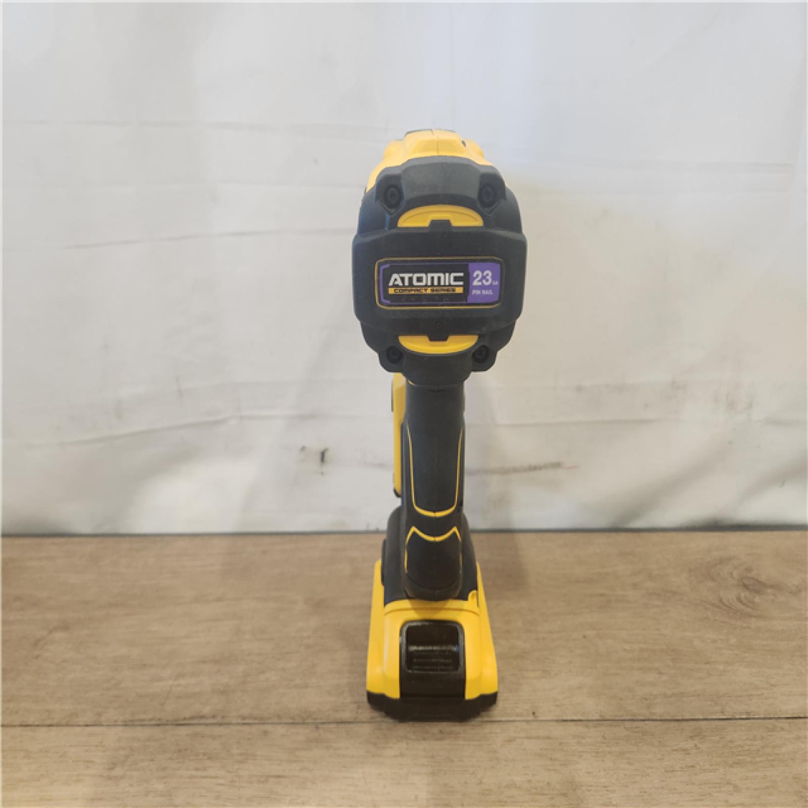 AS-IS- DEWALT ATOMIC 20V MAX Lithium Ion Cordless 23 Gauge Pin Nailer Kit