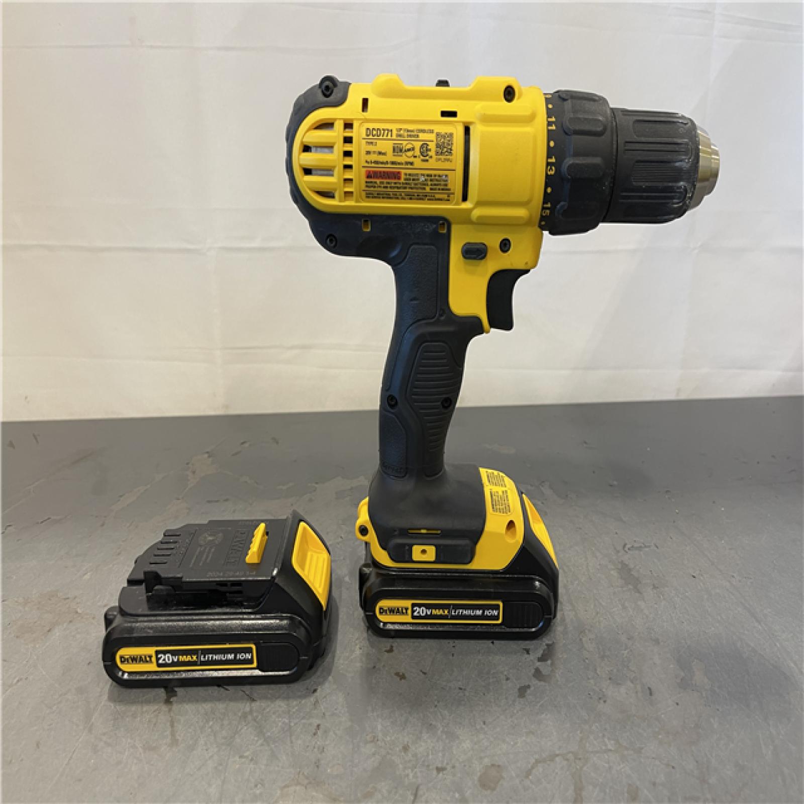 AS-IS - DEWALT 20V MAX Cordless 1/2 in. Drill/Driver Kit