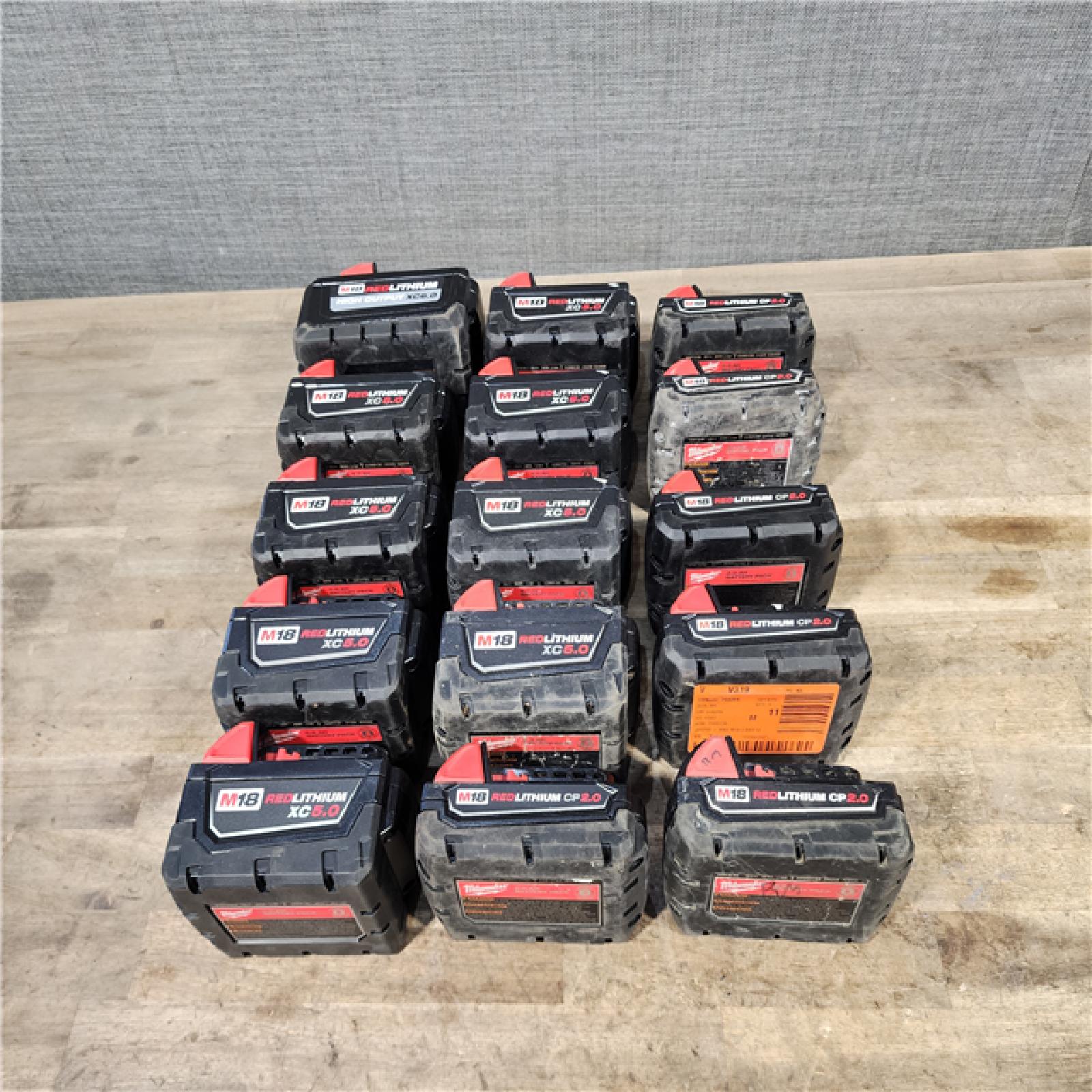 HOUSTON LOCATION - AS-IS MILWAUKEE BATTERY PACK QTY - 15