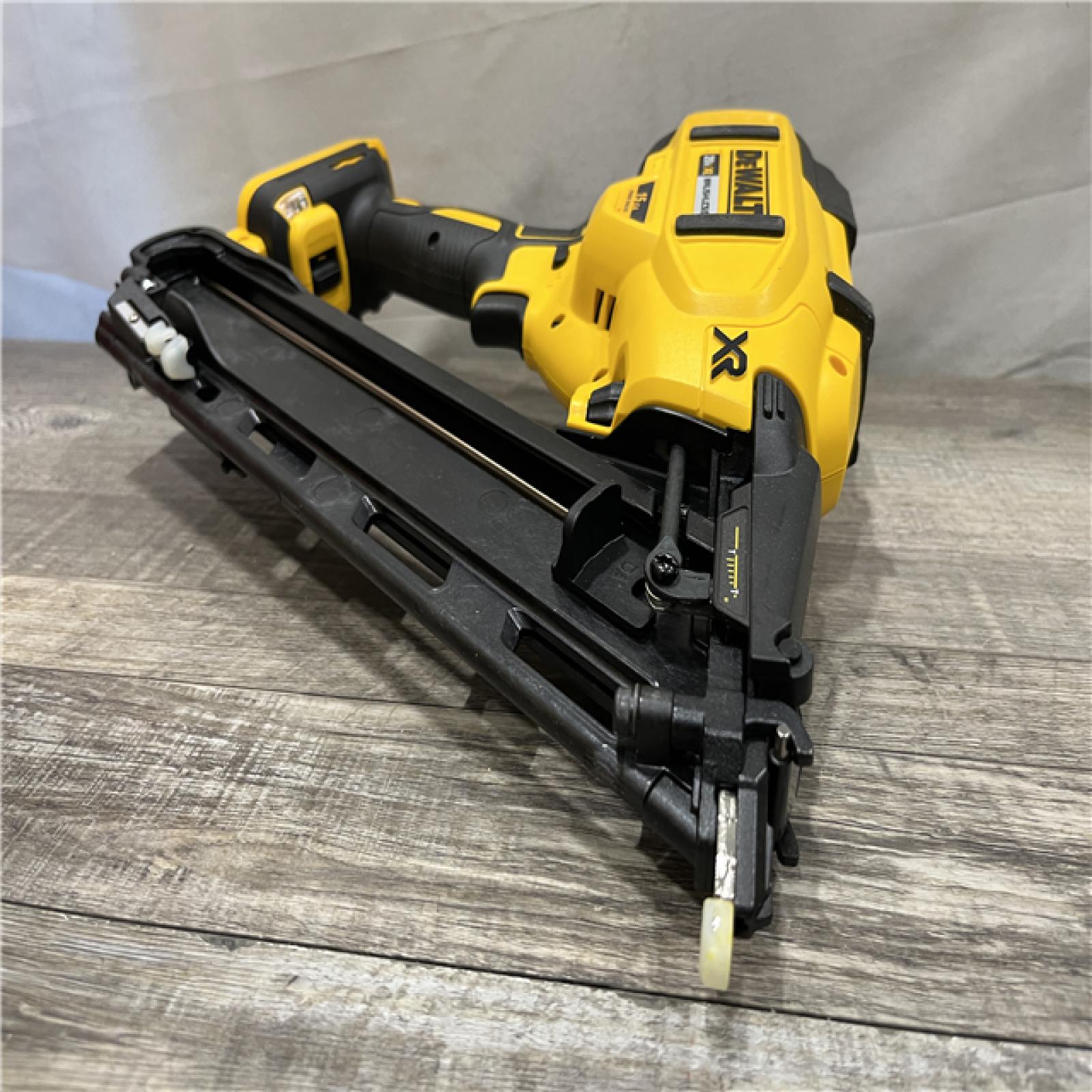 AS-IS DEWALT Cordless 20V MAX XR Angled Finish Nailer (Tool Only)