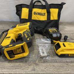 AS-IS DEWALT ATOMIC 20V MAX Lithium Ion Cordless 23 Gauge Pin Nailer Kit