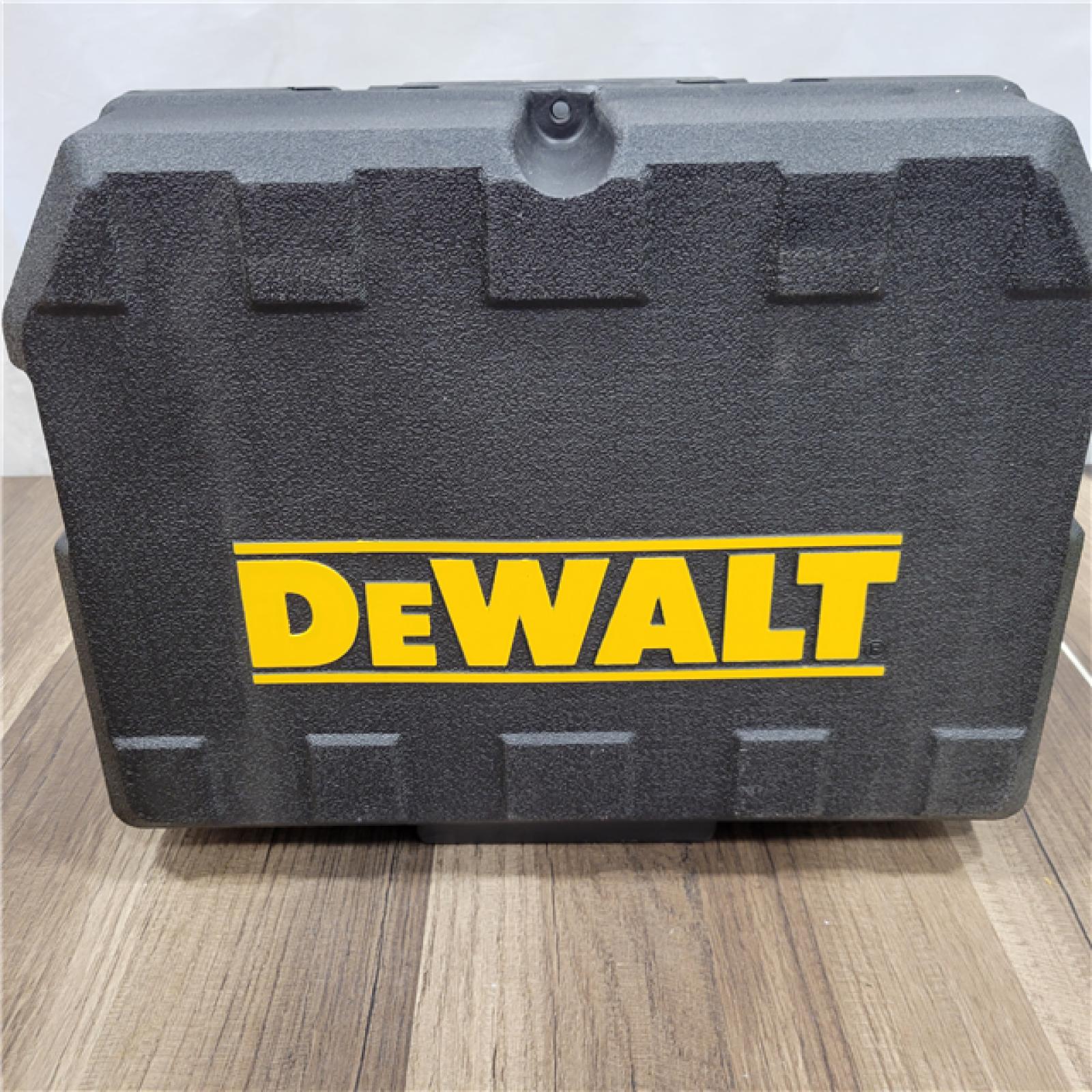 GOOD DEWALT Laser Croix Compact Dewalt Xr 18V Faisceaux Verts - 1 Batteries 2.0 Ah - DCLE34021D1-QW