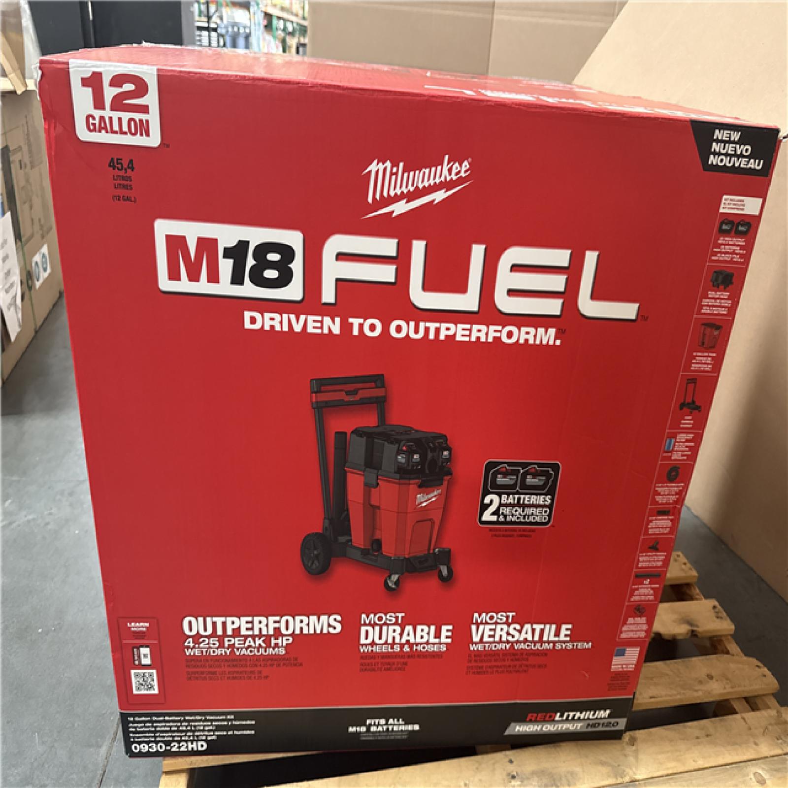 CALIFORNIA LIKE NEW MILWAUKEE 12 GALLON DUAL BATTERY WET DRY VACUUM KIT