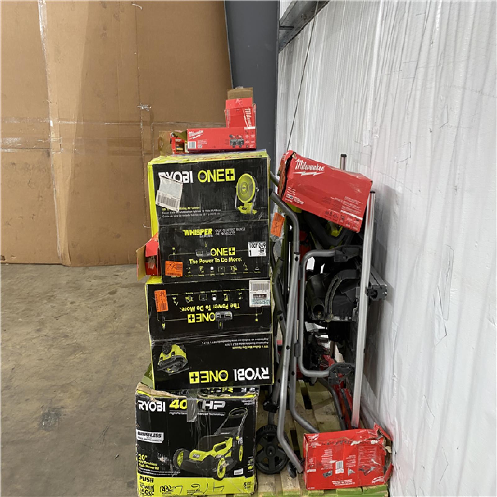 Houston Location AS IS - Tool Pallet