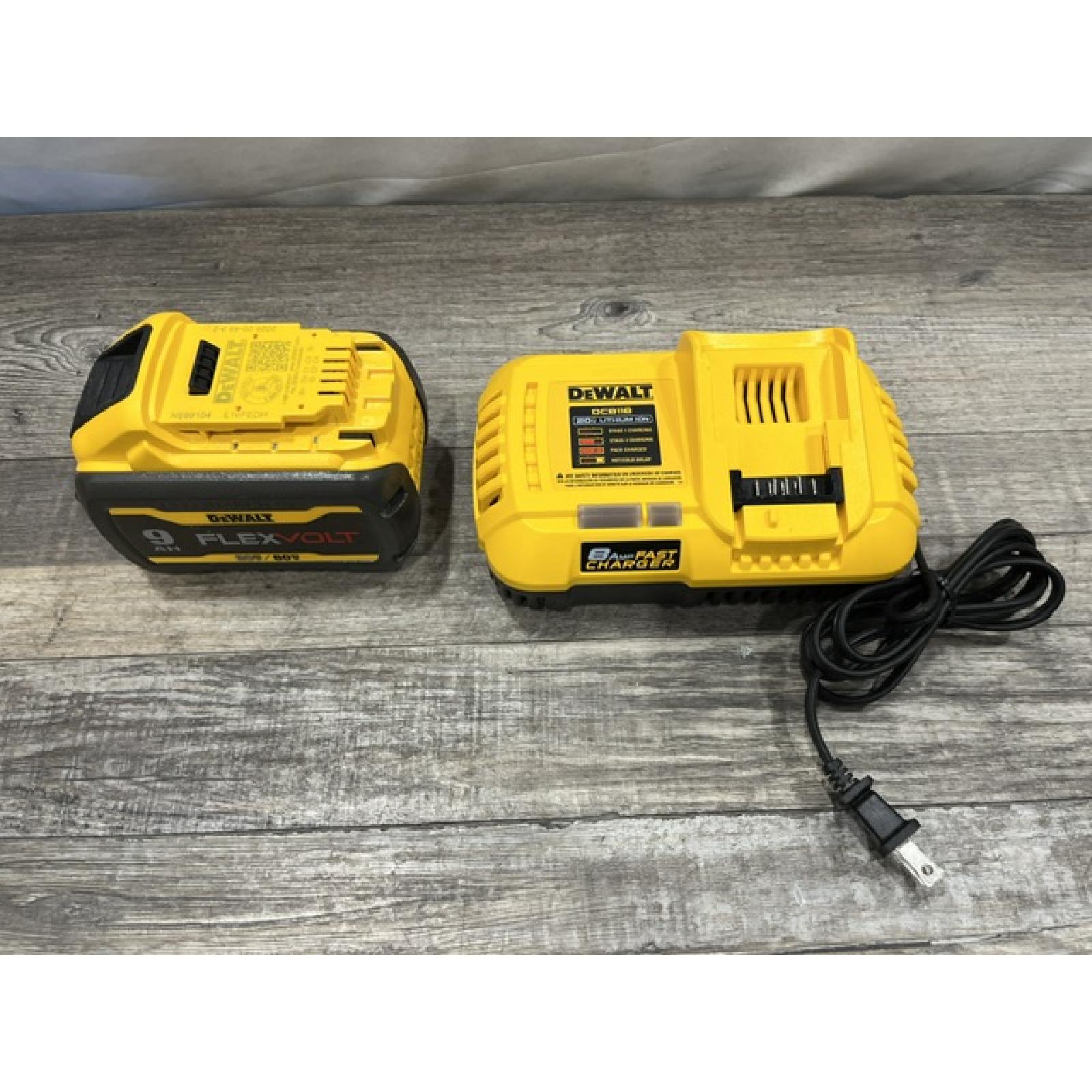 AS-IS DEWALT 20V/60V MAX FLEXVOLT Lithium-Ion 9.0Ah Battery and Charger Starter Kit