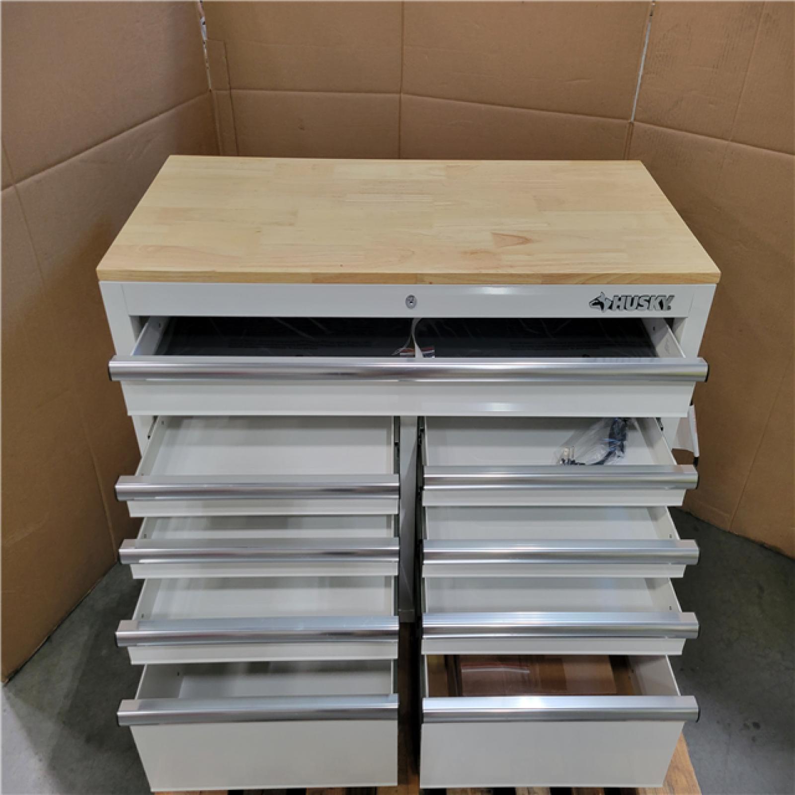 CALIFORNIA NEW HUSKY 46 IN. 9-DRAWER MOBILE WORKBENCH