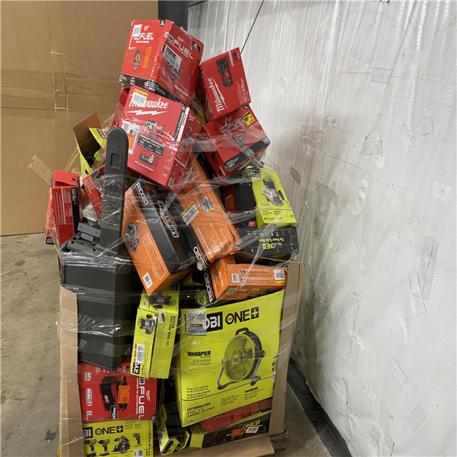 Houston Location AS IS - Tool Pallet