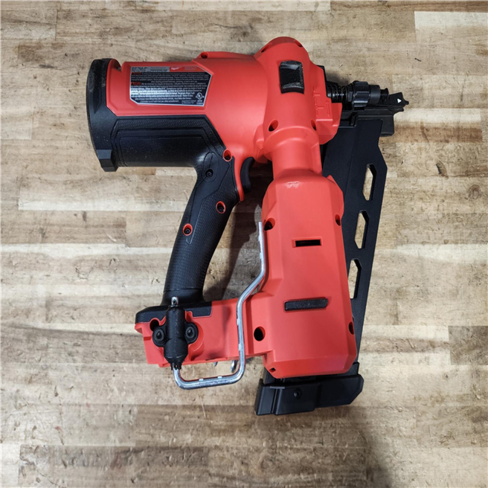 HOUSTON LOCATION - AS - IS Milwaukee FUEL 18-Volt Brushless Lithium-Ion Cordless 21-Degree Duplex Nailer (Tool-Only)