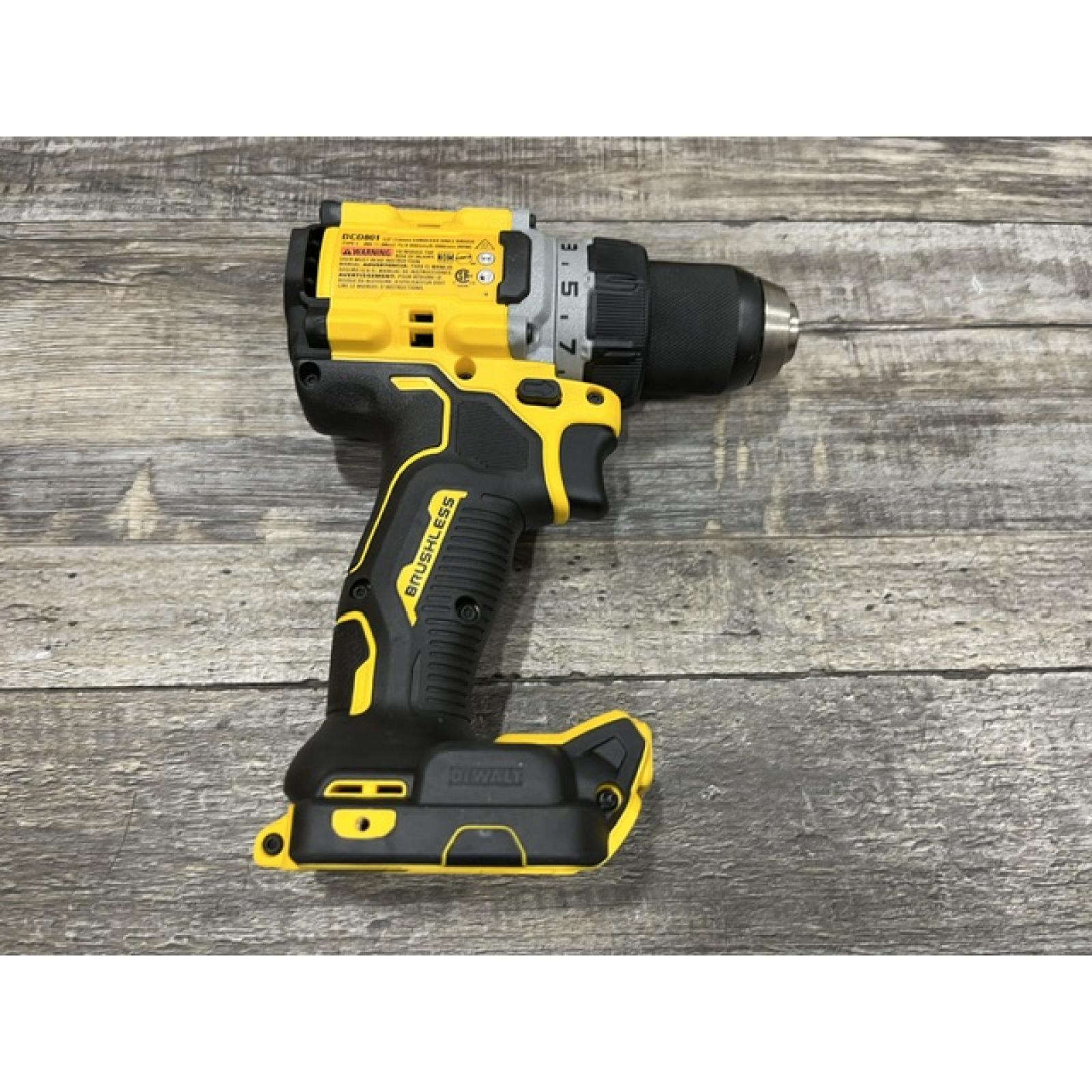 AS-IS DEWALT 20V XR Lithium-Ion Cordless Brushless 1/2 in. Drill/Driver Kit