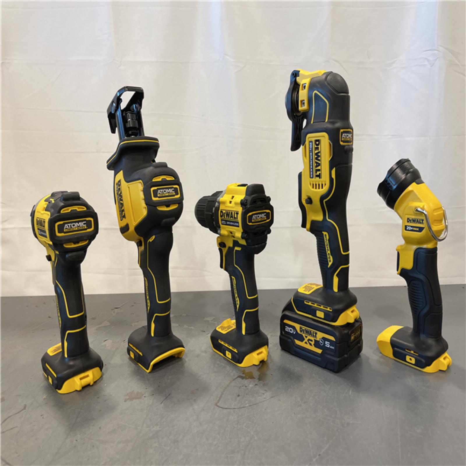 AS-IS - DEWALT 20-Volt MAX Lithium-Ion Cordless 7-Tool Combo Kit