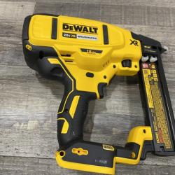 AS-IS DEWALT 20V MAX XR Lithium-Ion Cordless 18-Gauge Narrow Crown Stapler Kit