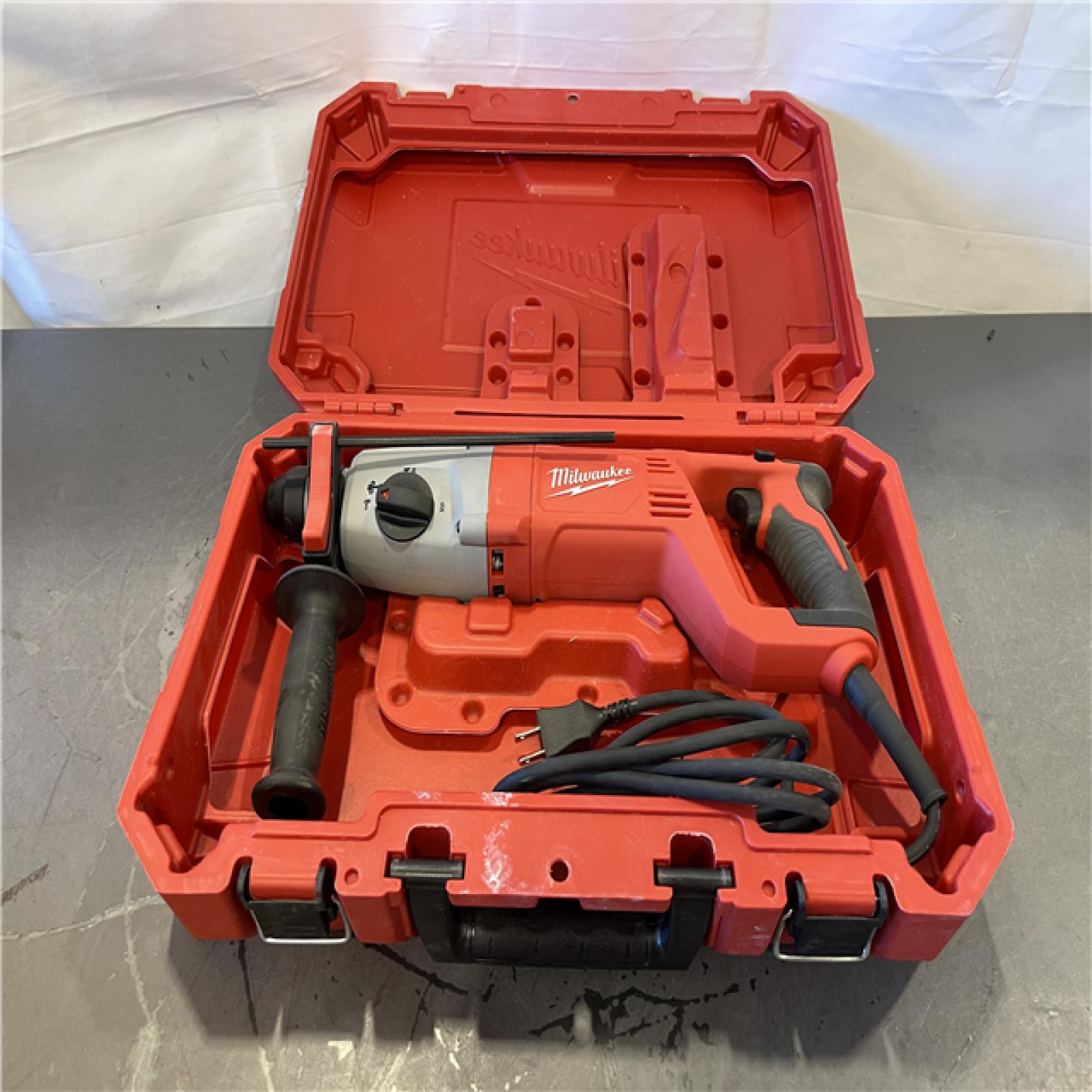 AS-IS - Milwaukee Tool 8 Amp Corded 1-inch SDS D-Handle Rotary Hammer