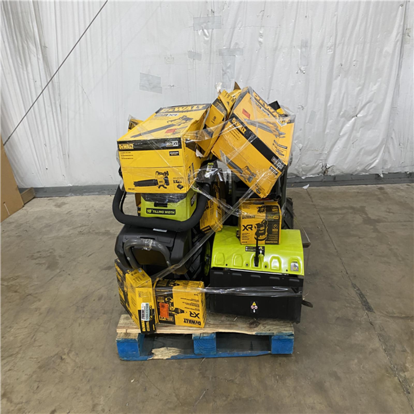 Houston Location AS IS - Tool Pallet
