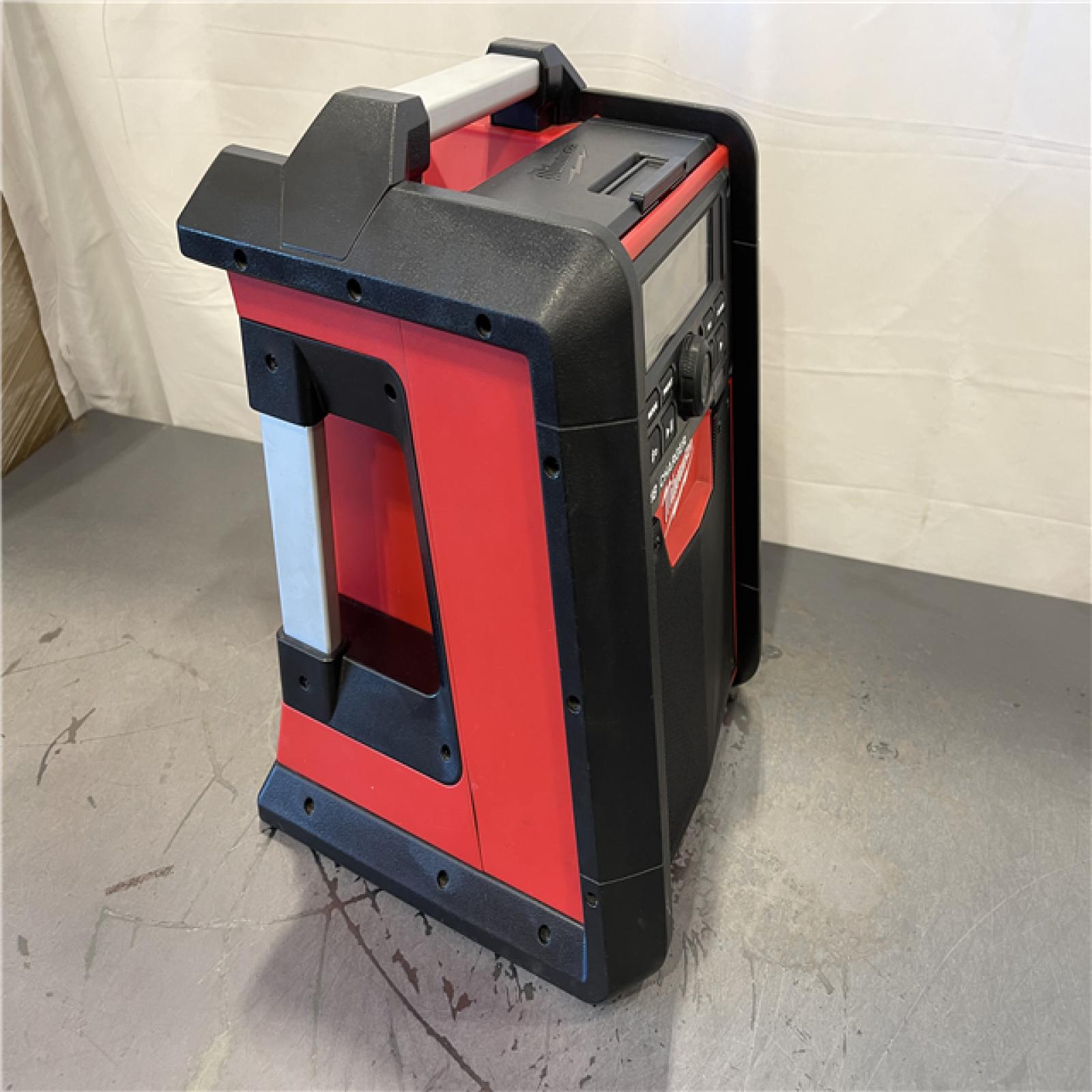 AS-IS - Milwaukee M18 Lithium-Ion Cordless Jobsite Radio/Charger
