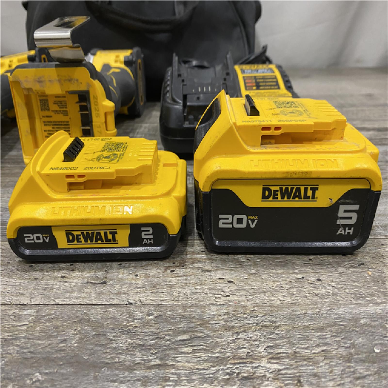 AS-IS DEWALT ATOMIC 20V MAX Lithium-Ion Cordless 2-Tool Combo Kit