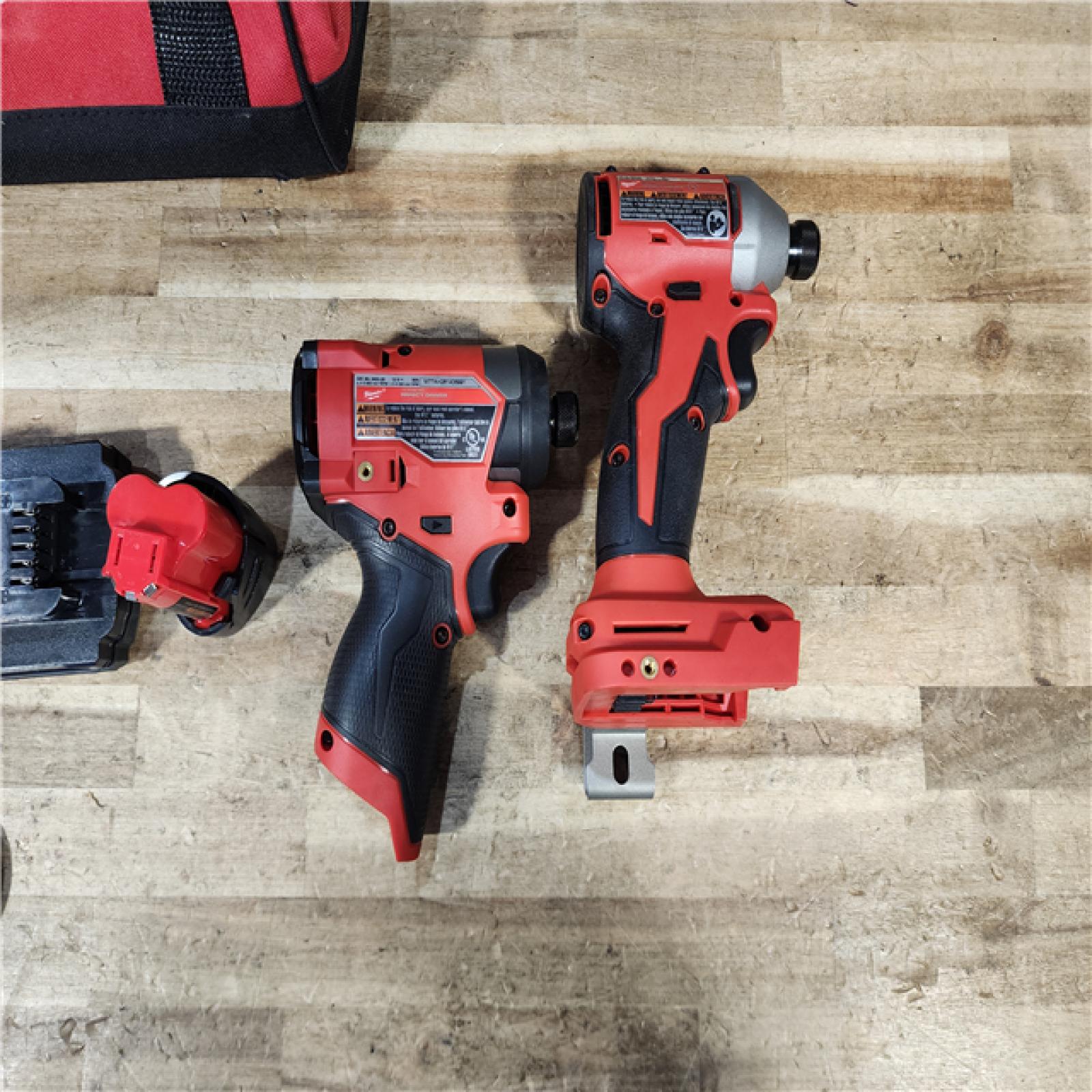 HOUSTON LOCATION - AS - IS Milwaukee 2 Tool Combo Kit W/ (2) Battery & Charger
