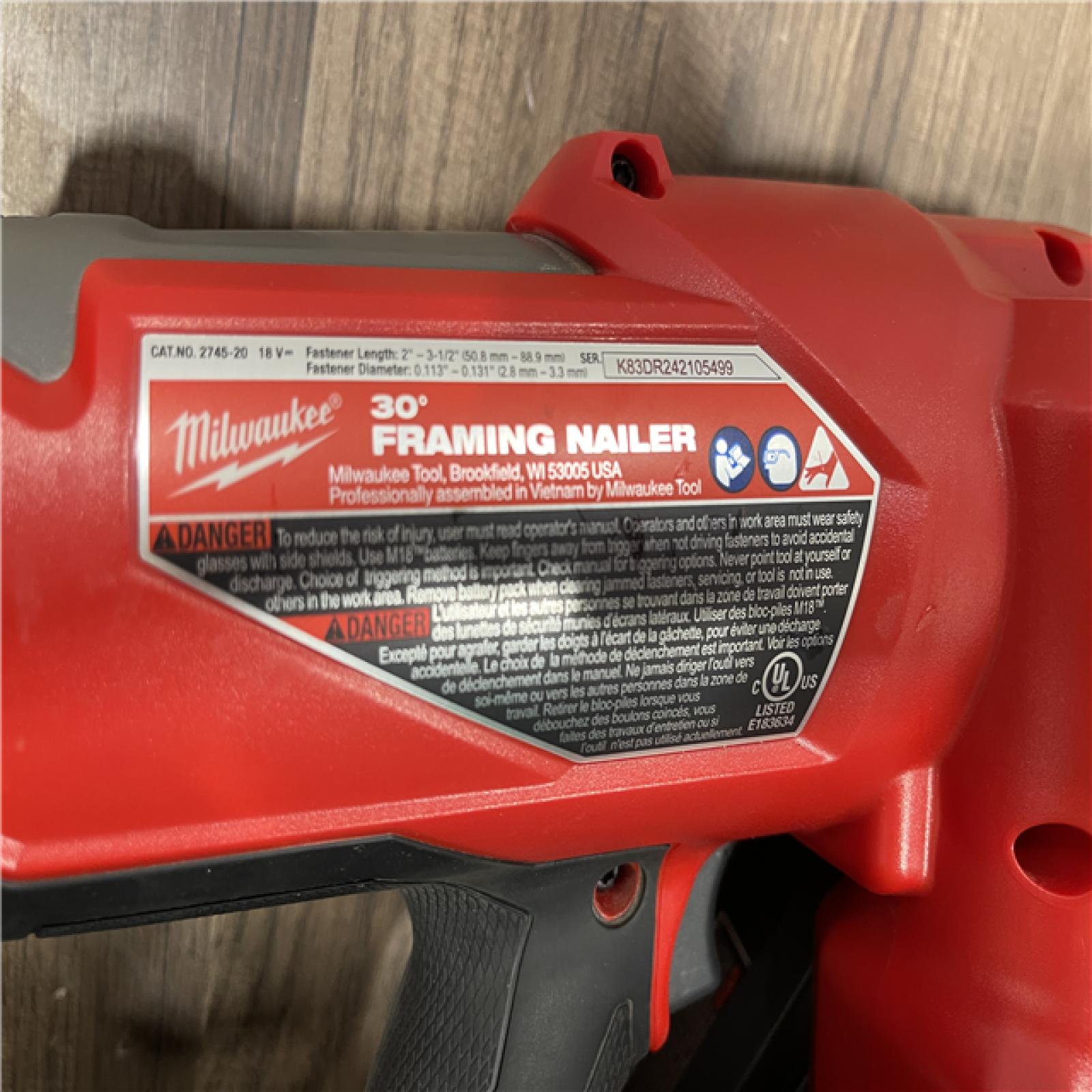 AS-IS Milwaukee M18 FUEL 3-1/2 in. 18-Volt 30-Degree Lithium-Ion  (Tool-Only)