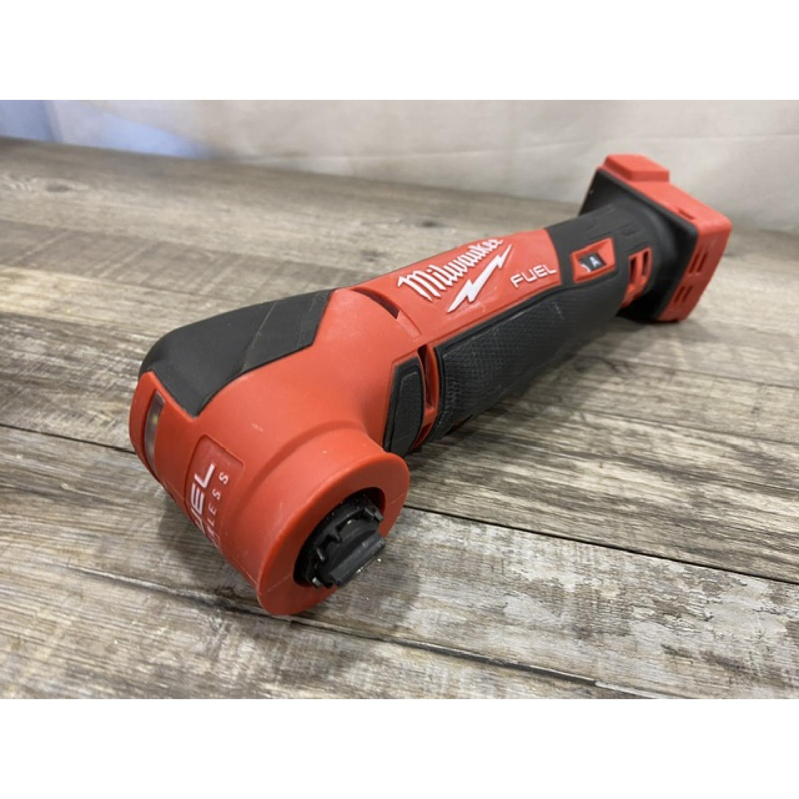 AS-IS Milwaukee FUEL 18V Lithium-Ion Cordless Brushless Oscillating Multi-Tool (Tool-Only)