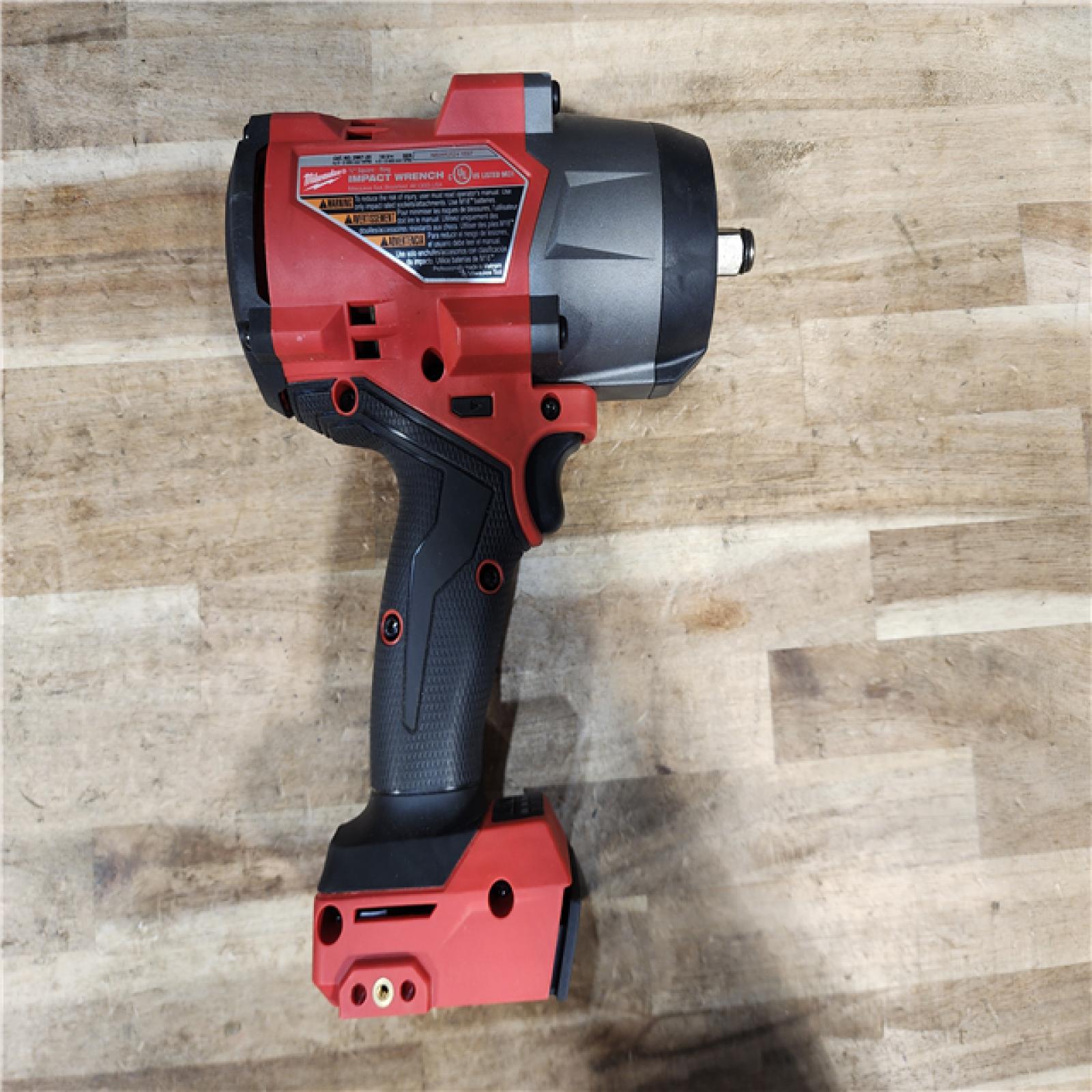HOUSTON LOCATION - AS-IS Milwaukee FUEL 18V Lithium-Ion Brushless Cordless 1/2 in. Impact Wrench w/Friction Ring Kit