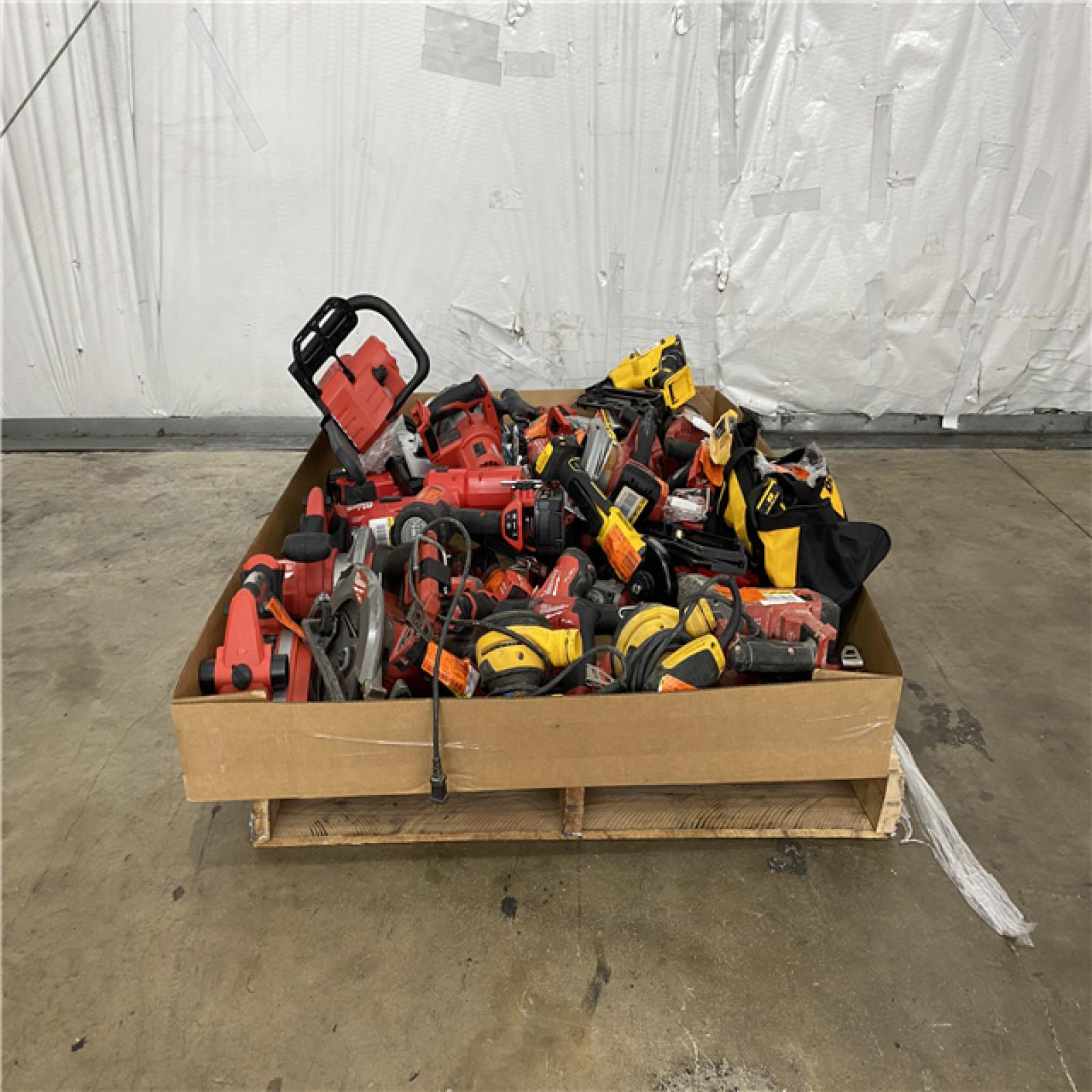 Houston Location AS IS - Tool Pallet