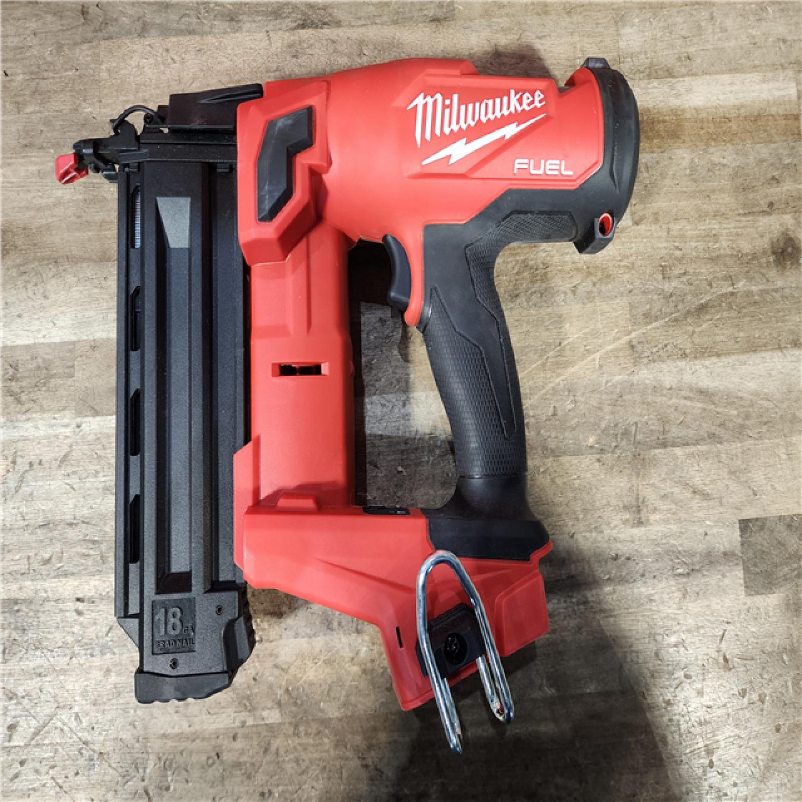 HOUSTON LOCATION - AS-IS Milwaukee M18 Fuel 18V Brushless 18-Gauge Brad Nailer 2746-20 (Bare Tool)
