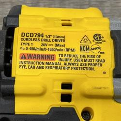 AS-IS DEWALT Atomic 20V Lithium-Ion Cordless Compact 1/2 in. Drill/Driver Kit