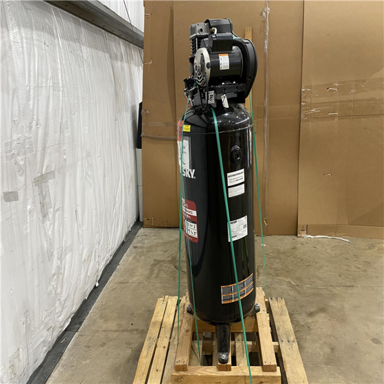 Houston Location AS IS - Husky 60gal Air Compressor